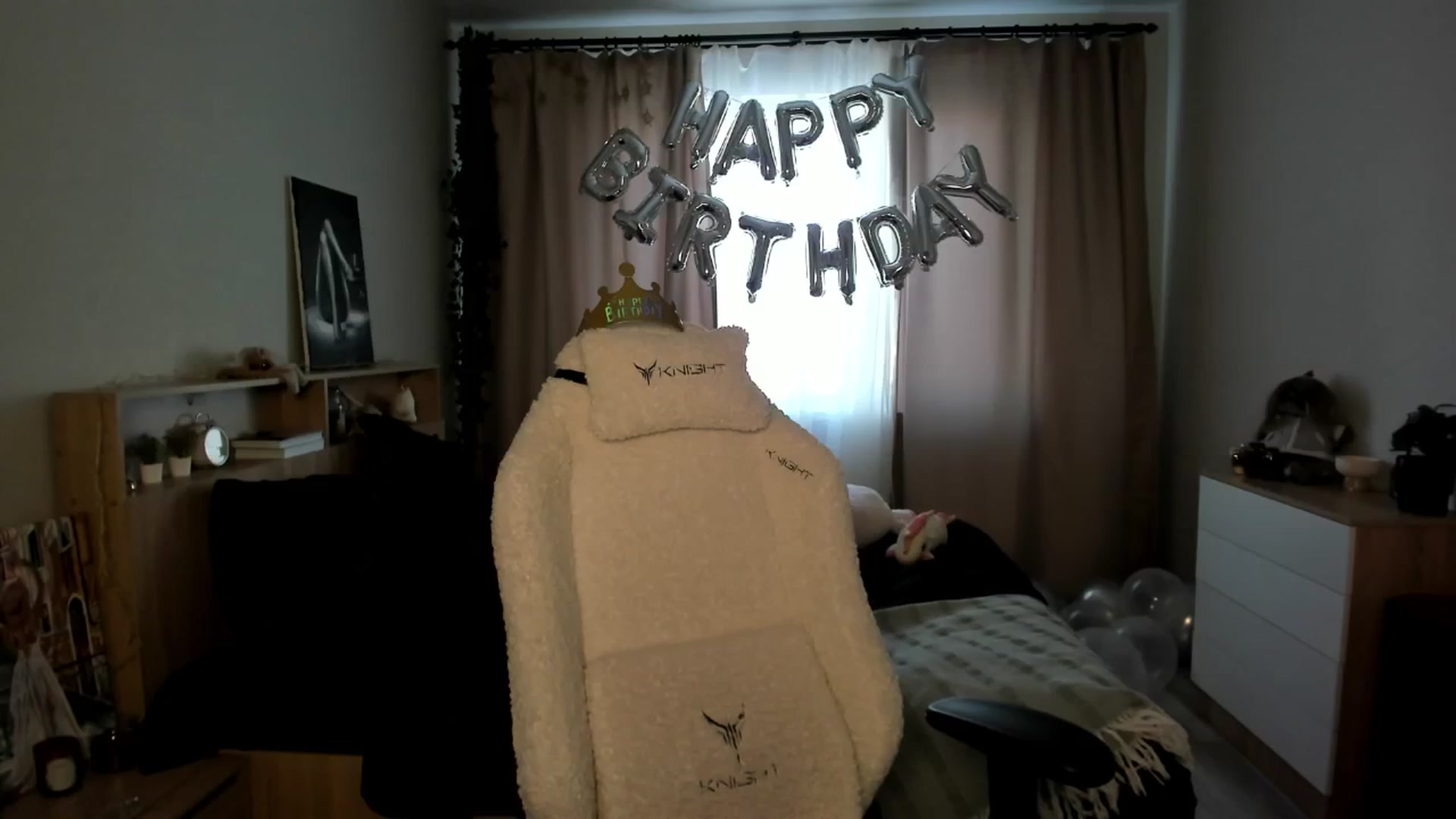 Gallery image thumbnail from Ellies_Smile's myfreecams stream on, 02/18/2025, 13:45 image 2 of 20
