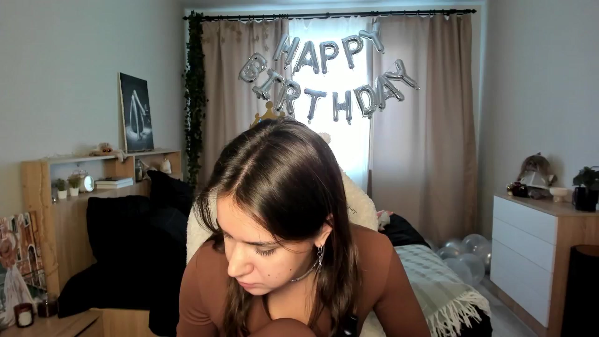 Gallery image thumbnail from Ellies_Smile's myfreecams stream on, 02/18/2025, 13:45 image 18 of 20
