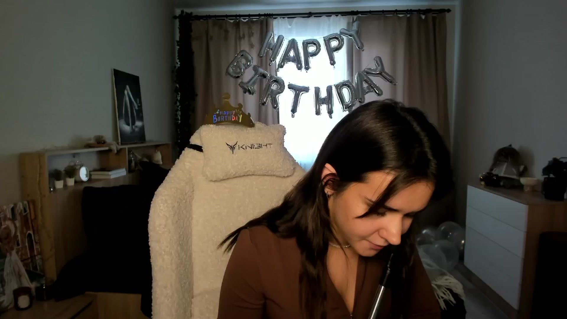Gallery image thumbnail from Ellies_Smile's myfreecams stream on, 02/18/2025, 13:45 image 14 of 20