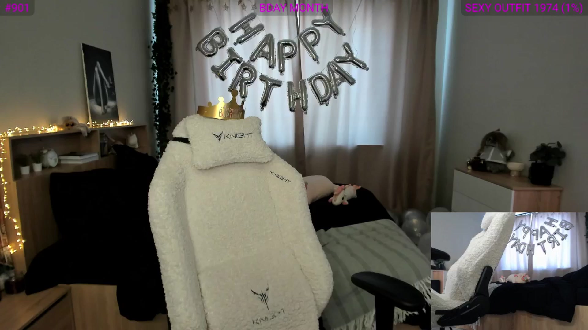 Gallery image thumbnail from Ellies_Smile's myfreecams stream on, 02/19/2025, 10:51 image 14 of 20