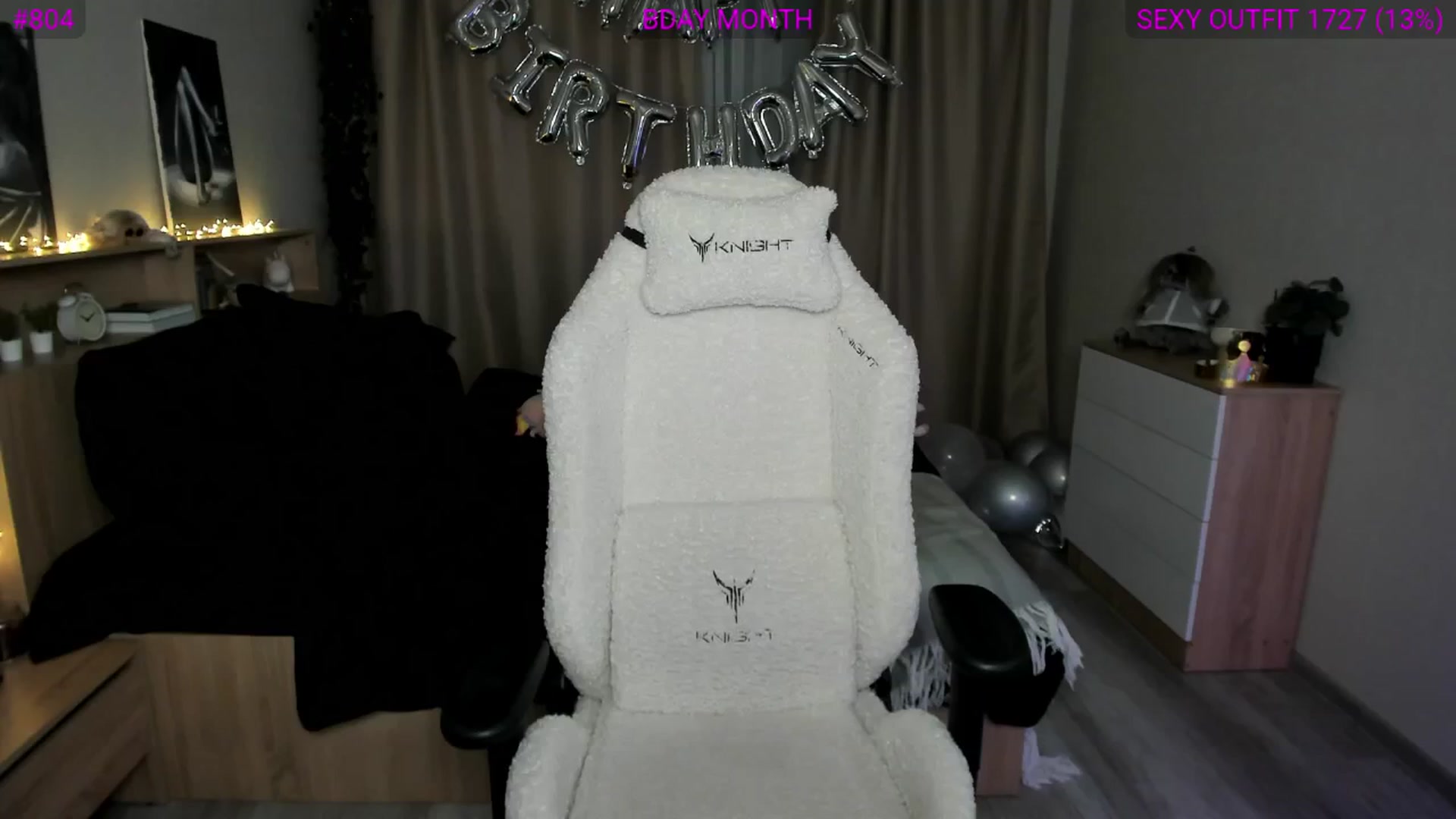 Gallery image thumbnail from Ellies_Smile's myfreecams stream on, 02/23/2025, 03:51 image 13 of 20