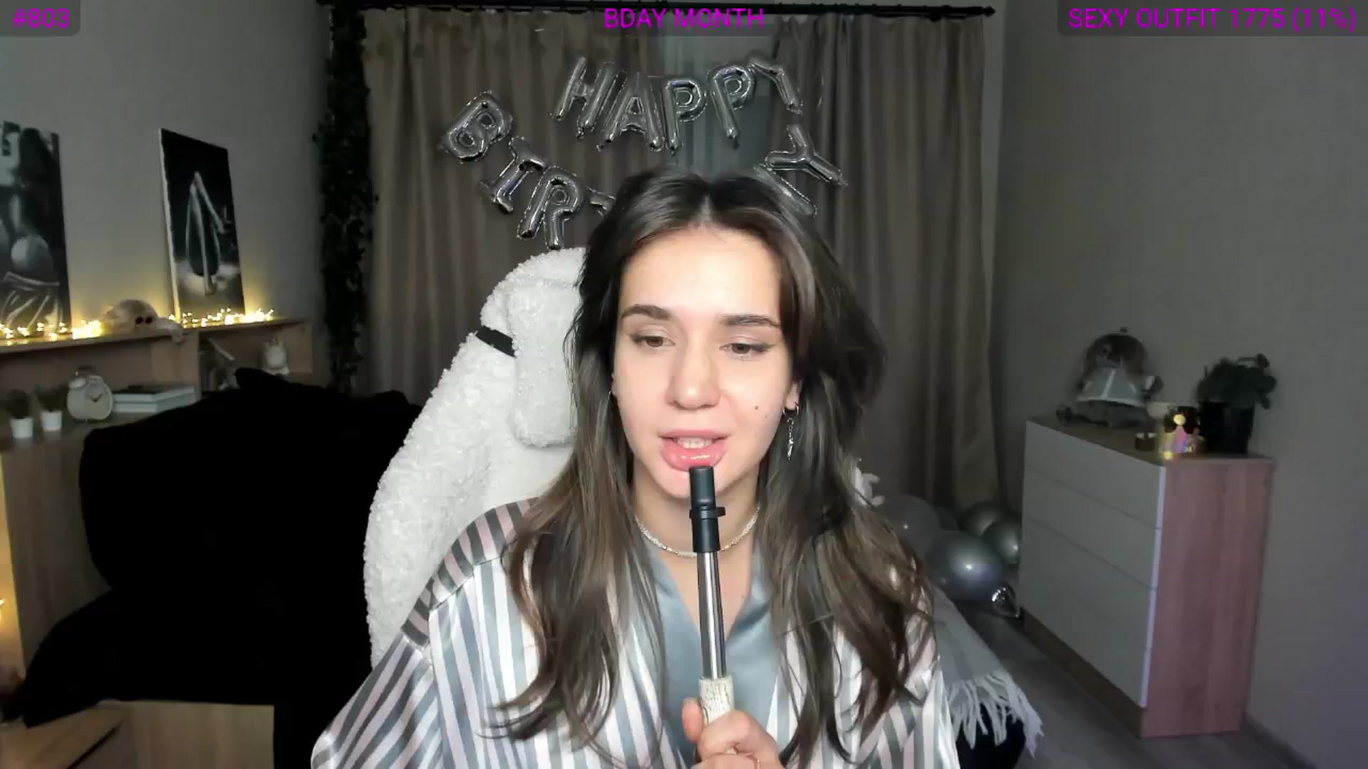 Gallery image thumbnail from Ellies_Smile's myfreecams stream on, 02/23/2025, 03:51 image 10 of 20