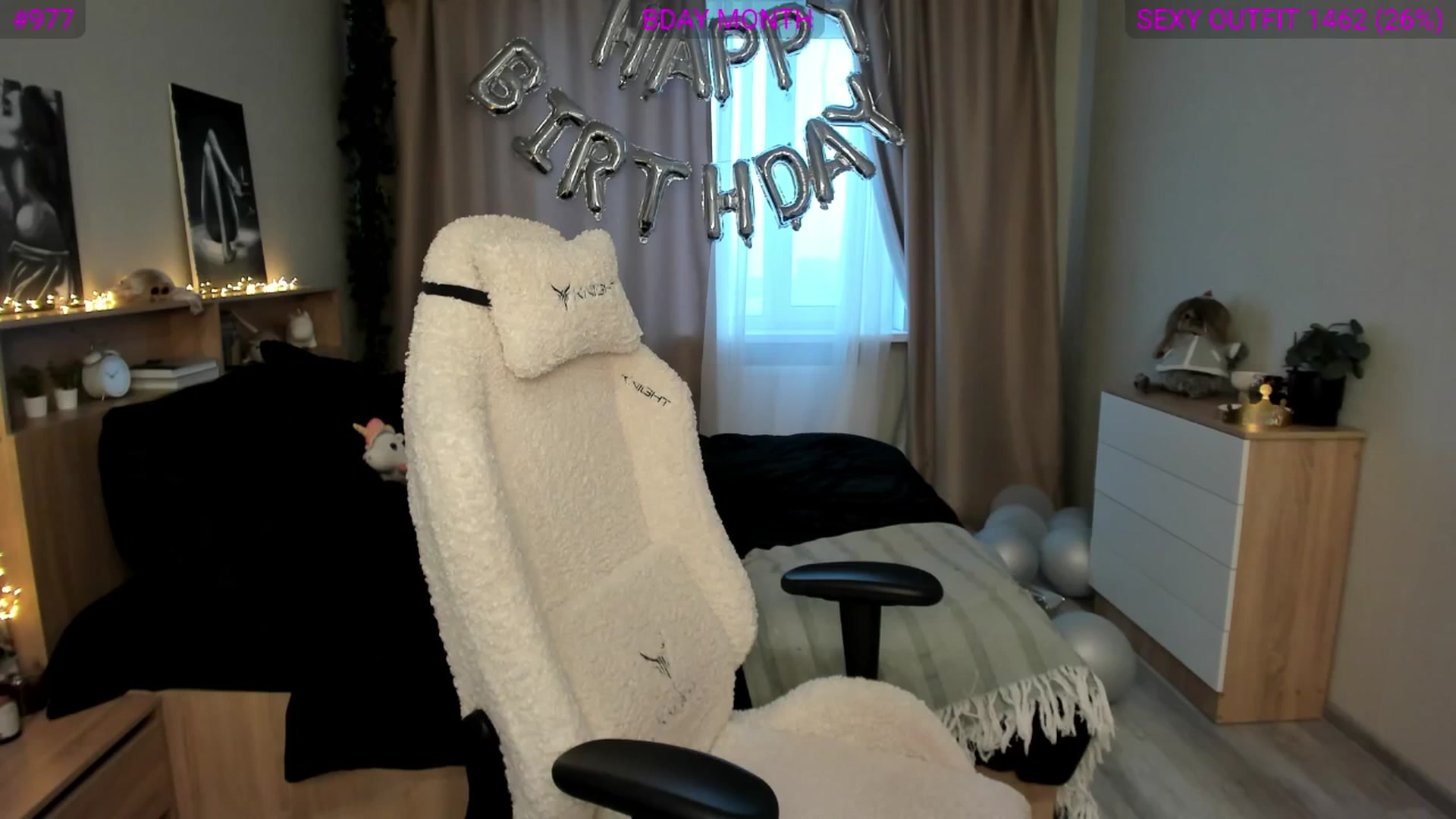 Gallery image thumbnail from Ellies_Smile's myfreecams stream on, 02/27/2025, 15:05 image 4 of 20