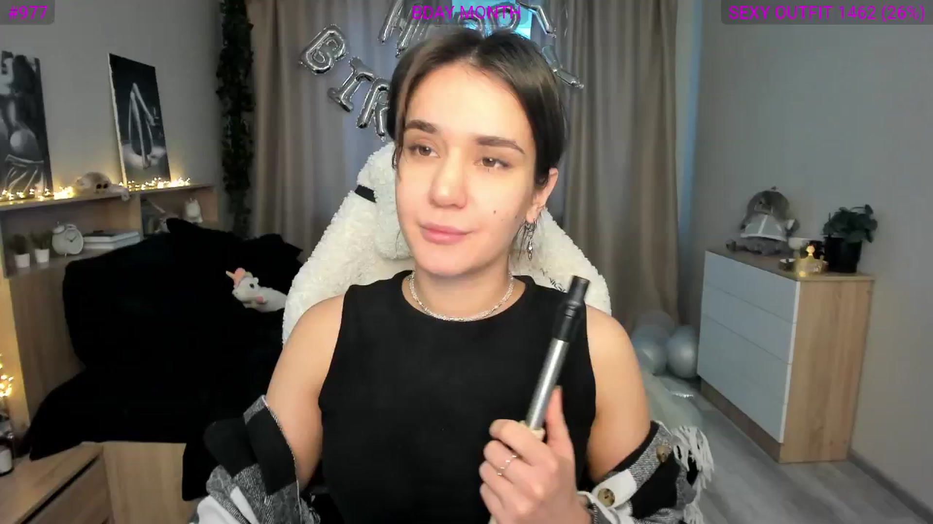Gallery image thumbnail from Ellies_Smile's myfreecams stream on, 02/27/2025, 15:05 image 5 of 20