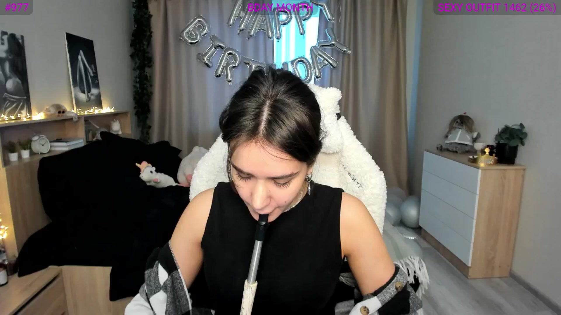 Gallery image thumbnail from Ellies_Smile's myfreecams stream on, 02/27/2025, 15:05 image 6 of 20