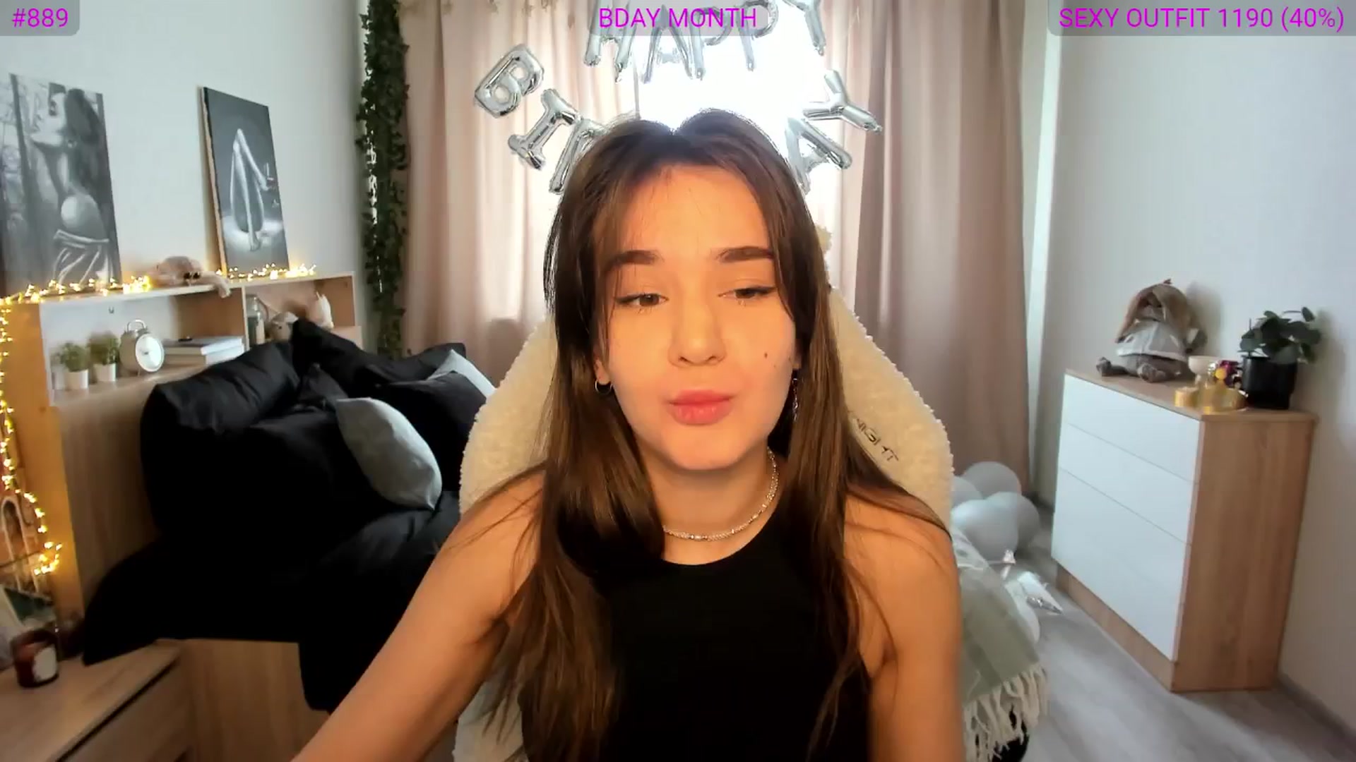 Gallery image thumbnail from Ellies_Smile's myfreecams stream on, 02/28/2025, 10:27 image 19 of 20