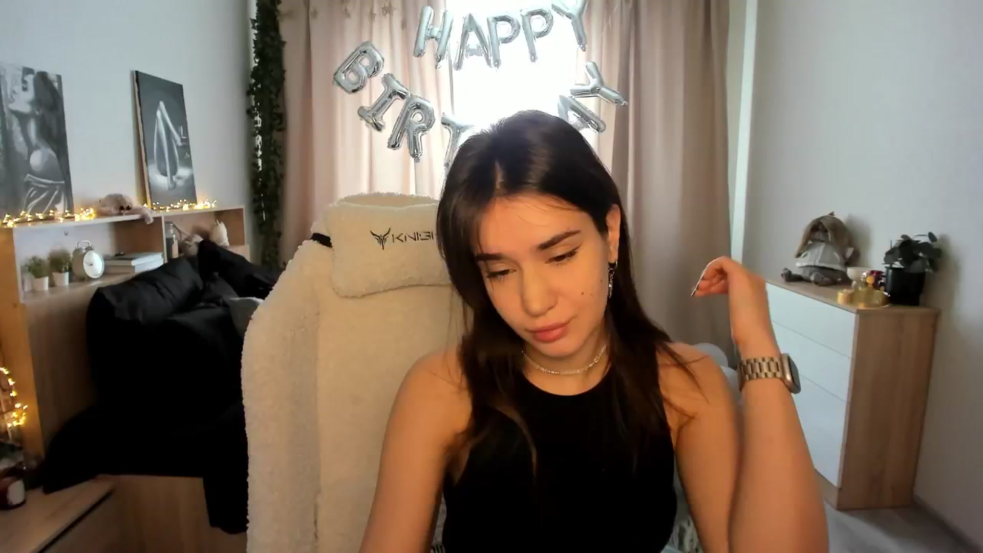 Gallery image thumbnail from Ellies_Smile's myfreecams stream on, 02/28/2025, 10:27 image 1 of 20