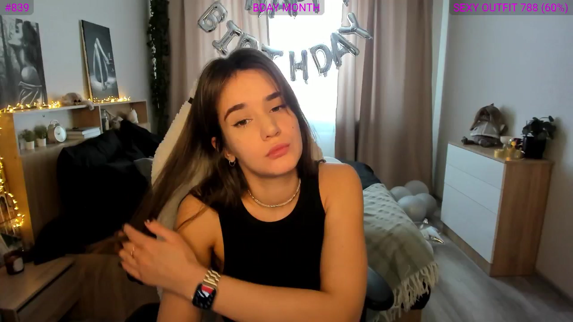 Gallery image thumbnail from Ellies_Smile's myfreecams stream on, 02/28/2025, 11:24 image 16 of 20