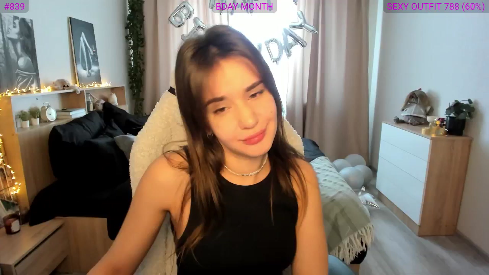 Gallery image thumbnail from Ellies_Smile's myfreecams stream on, 02/28/2025, 11:24 image 14 of 20