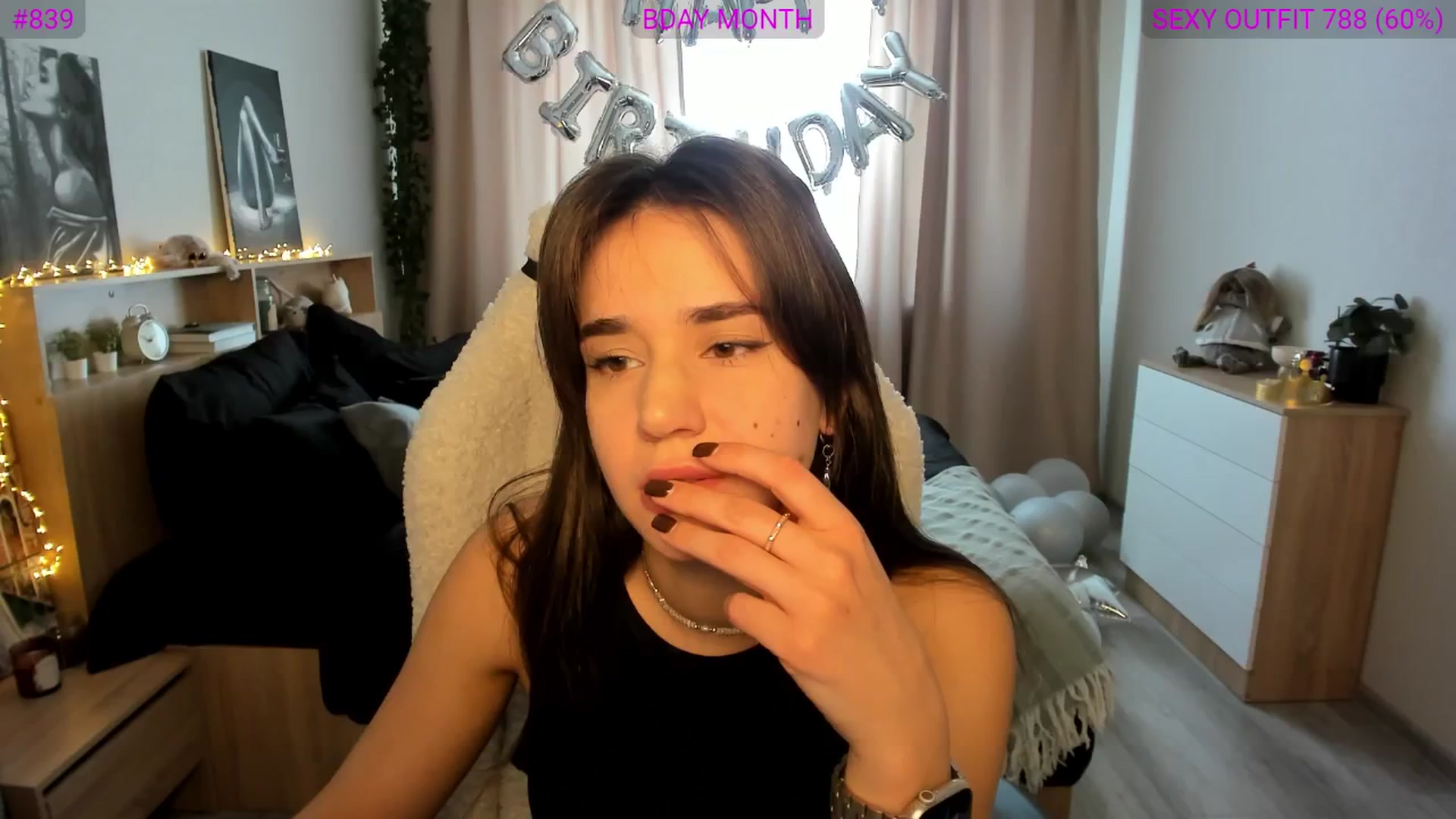 Gallery image thumbnail from Ellies_Smile's myfreecams stream on, 02/28/2025, 11:24 image 13 of 20