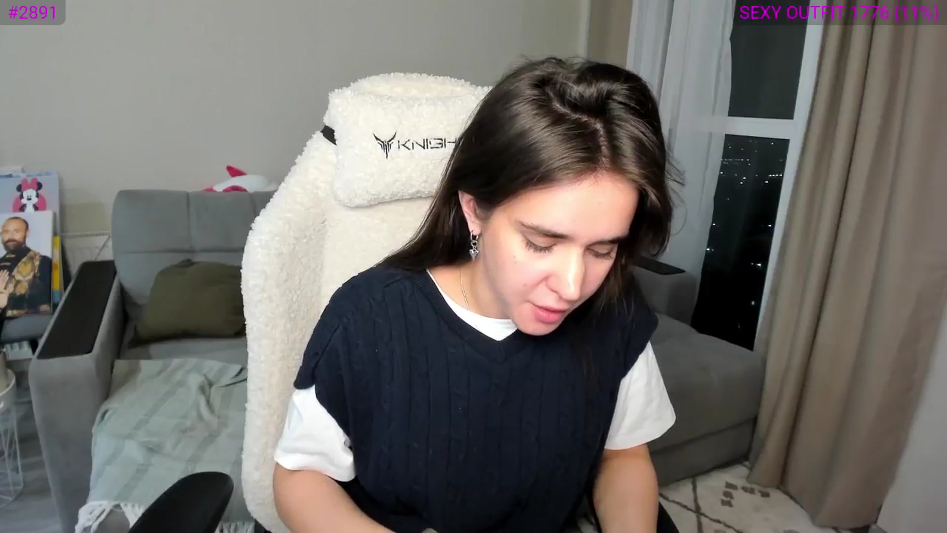 Gallery image thumbnail from Ellies_Smile's myfreecams stream on, 03/16/2025, 18:12 image 2 of 20