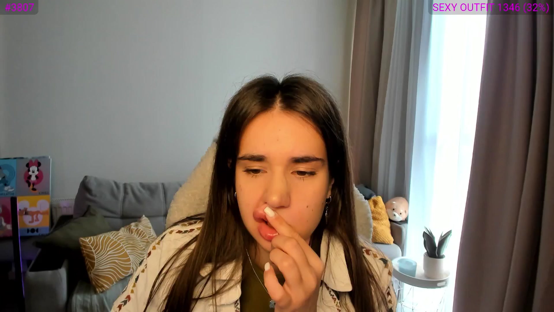 Gallery image thumbnail from Ellies_Smile's myfreecams stream on, 03/25/2025, 10:48 image 2 of 20