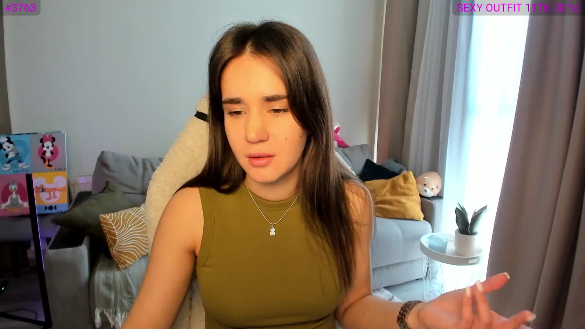 Gallery image thumbnail from Ellies_Smile's myfreecams stream on, 03/25/2025, 10:48 image 9 of 20