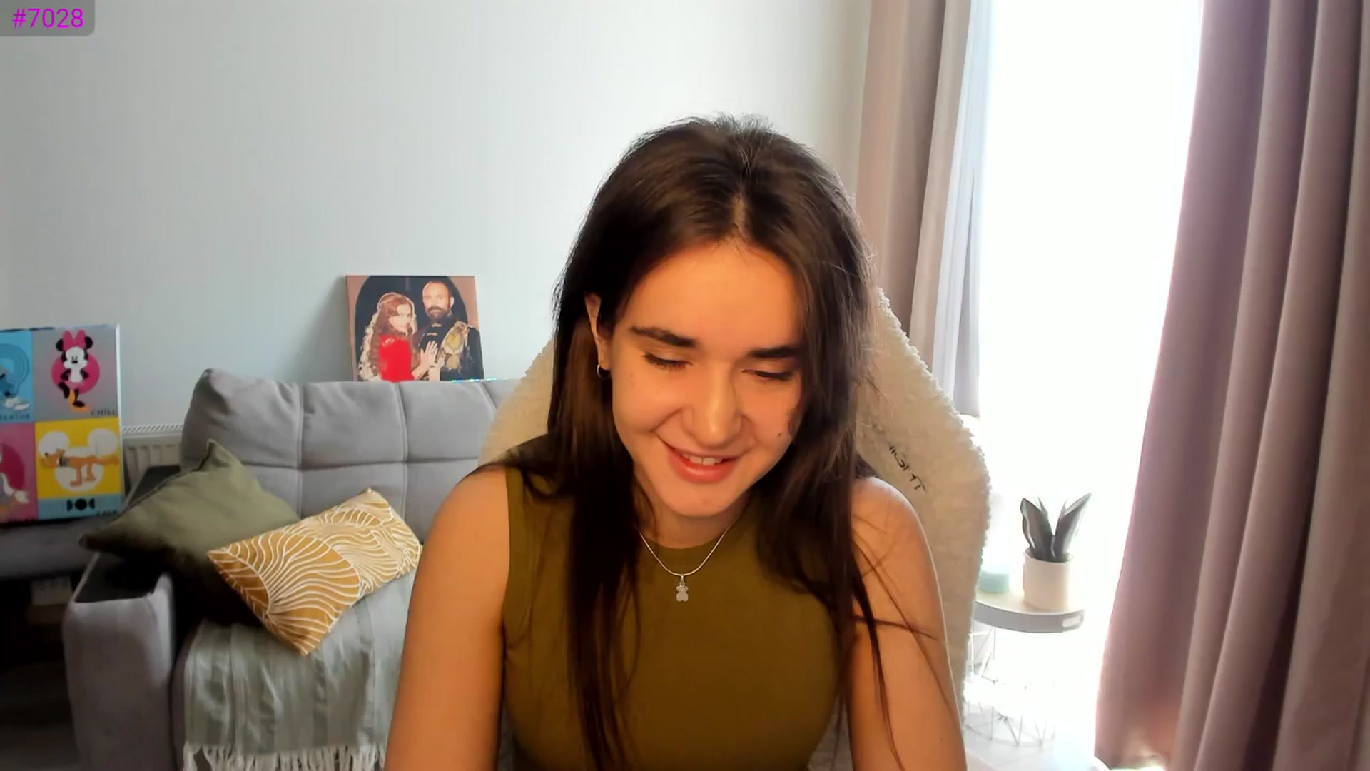 Gallery image thumbnail from Ellies_Smile's myfreecams stream on, 04/15/2025, 09:10 image 11 of 20