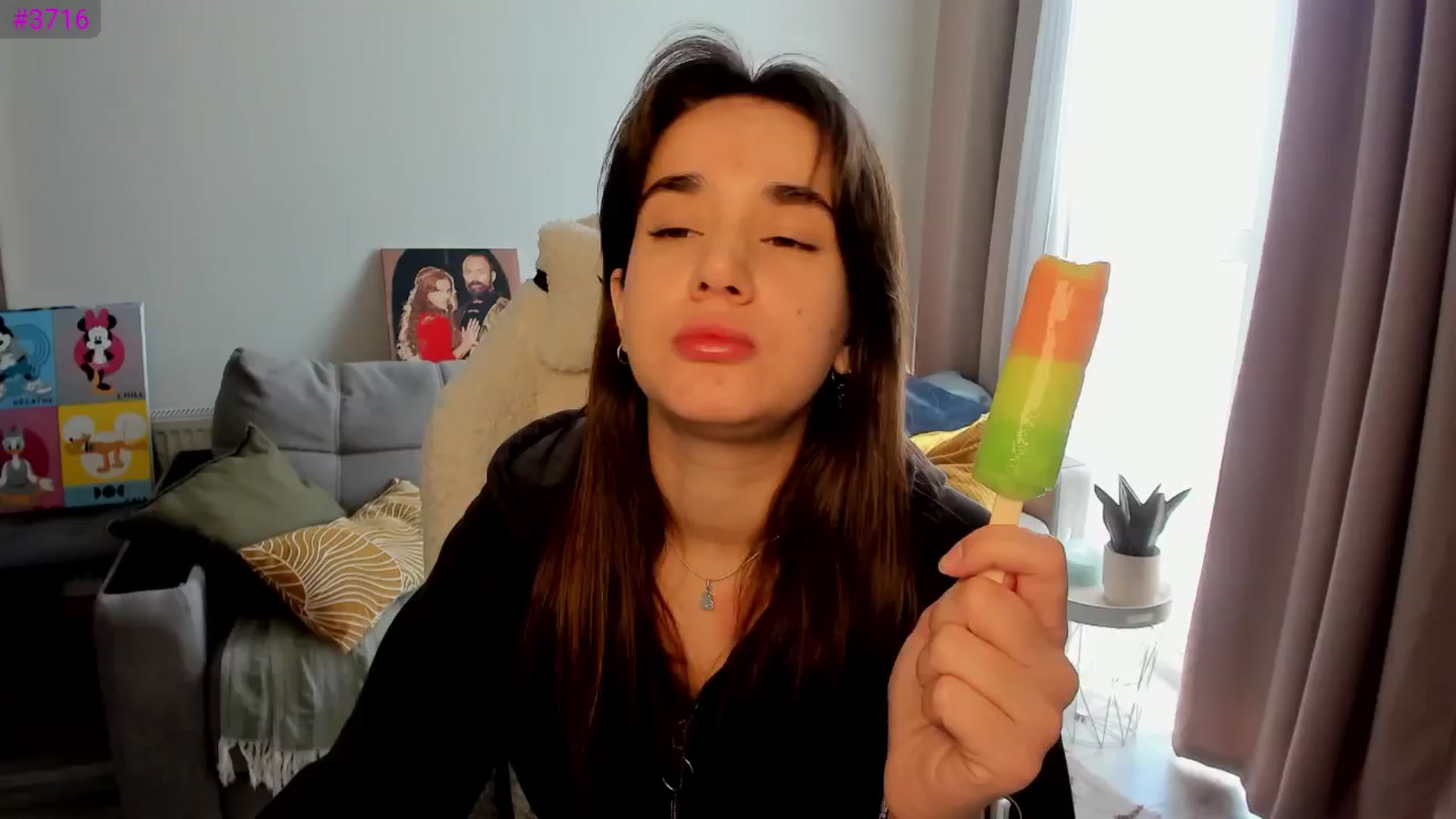Gallery image thumbnail from Ellies_Smile's myfreecams stream on, 04/24/2025, 09:11 image 1 of 20