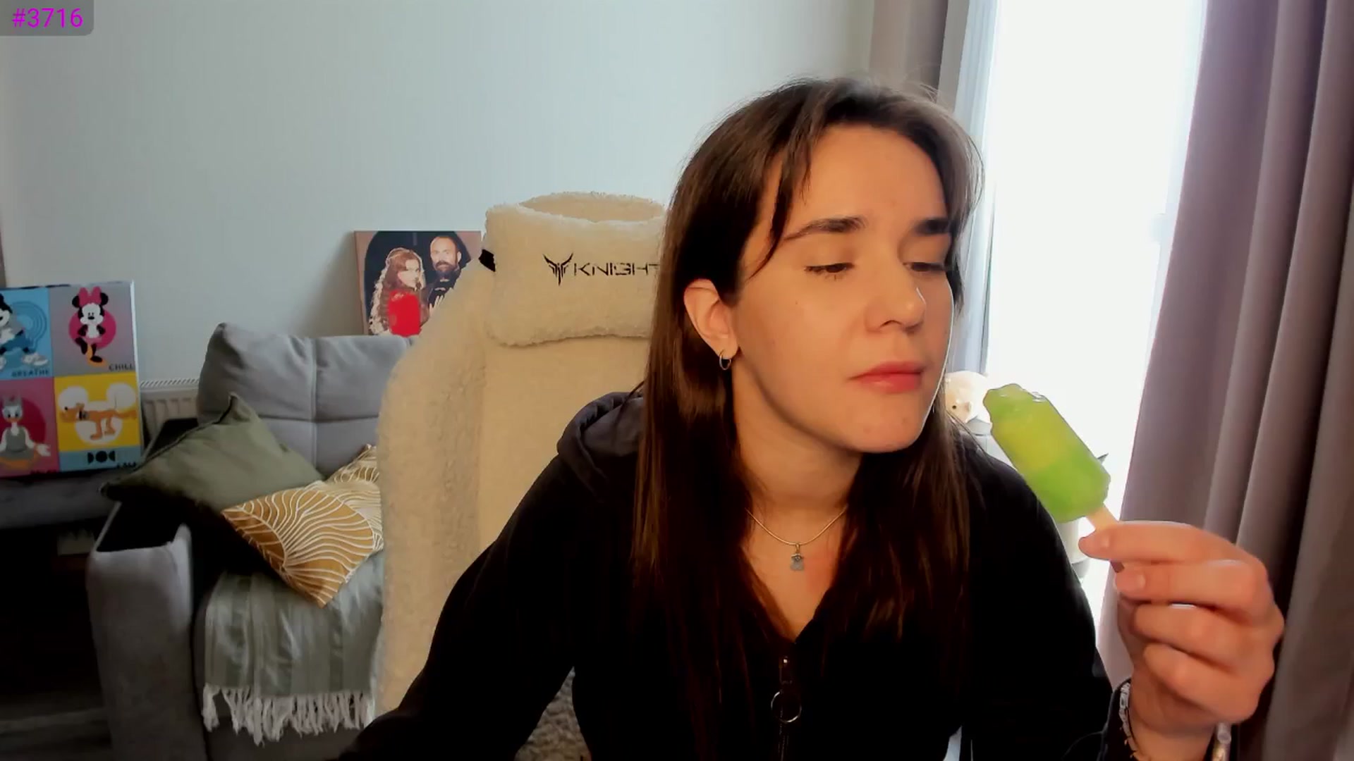 Gallery image thumbnail from Ellies_Smile's myfreecams stream on, 04/24/2025, 09:11 image 5 of 20