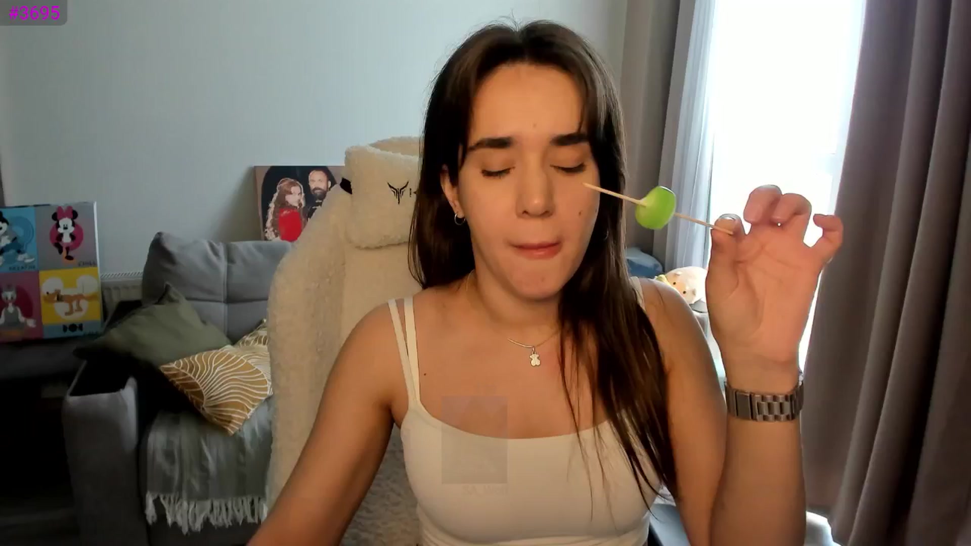 Gallery image thumbnail from Ellies_Smile's myfreecams stream on, 04/24/2025, 09:11 image 9 of 20