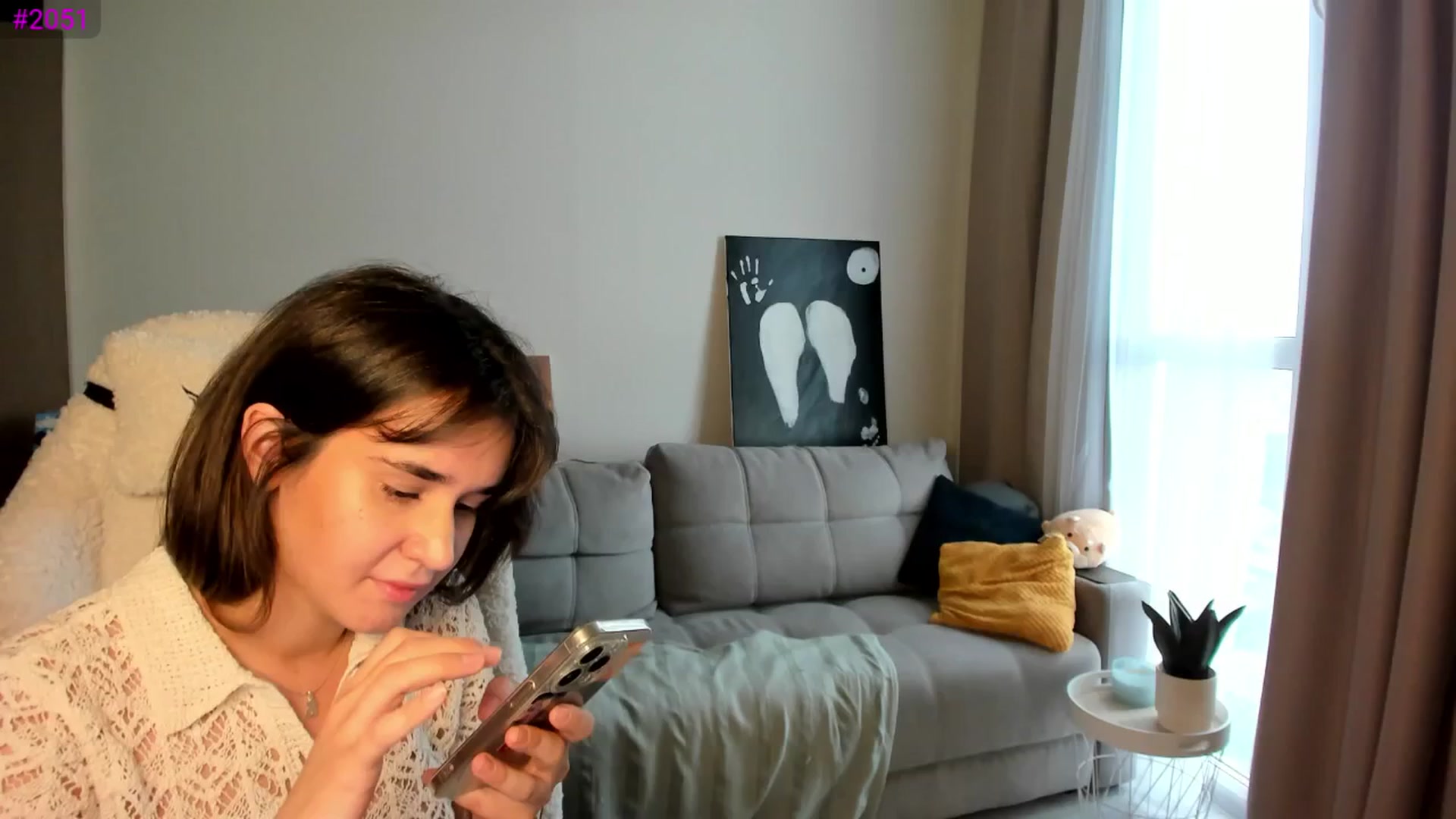 Gallery image thumbnail from Ellies_Smile's myfreecams stream on, 04/26/2025, 11:28 image 8 of 20