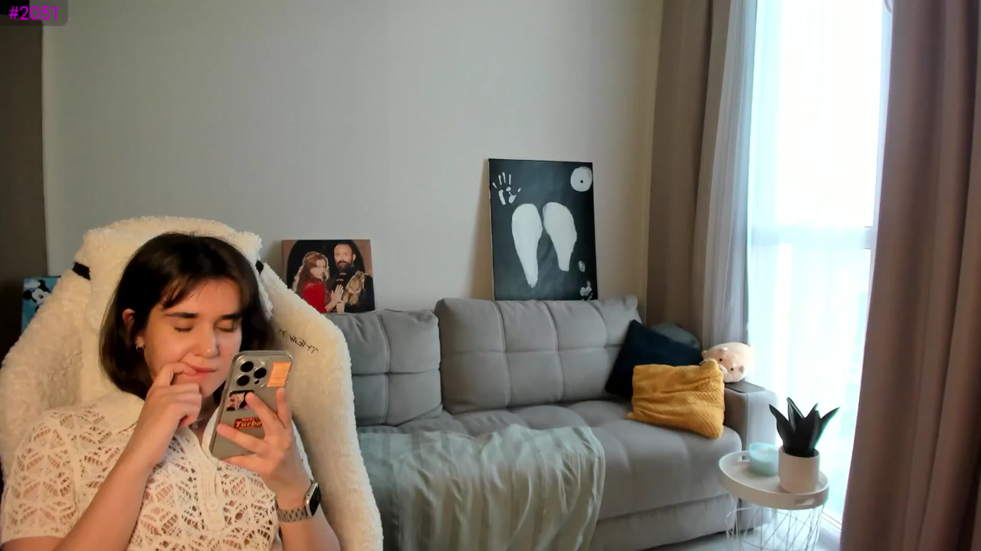 Gallery image thumbnail from Ellies_Smile's myfreecams stream on, 04/26/2025, 11:28 image 9 of 20