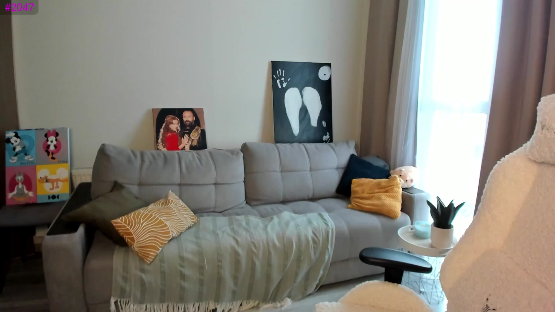 Gallery image thumbnail from Ellies_Smile's myfreecams stream on, 04/26/2025, 11:28 image 18 of 20