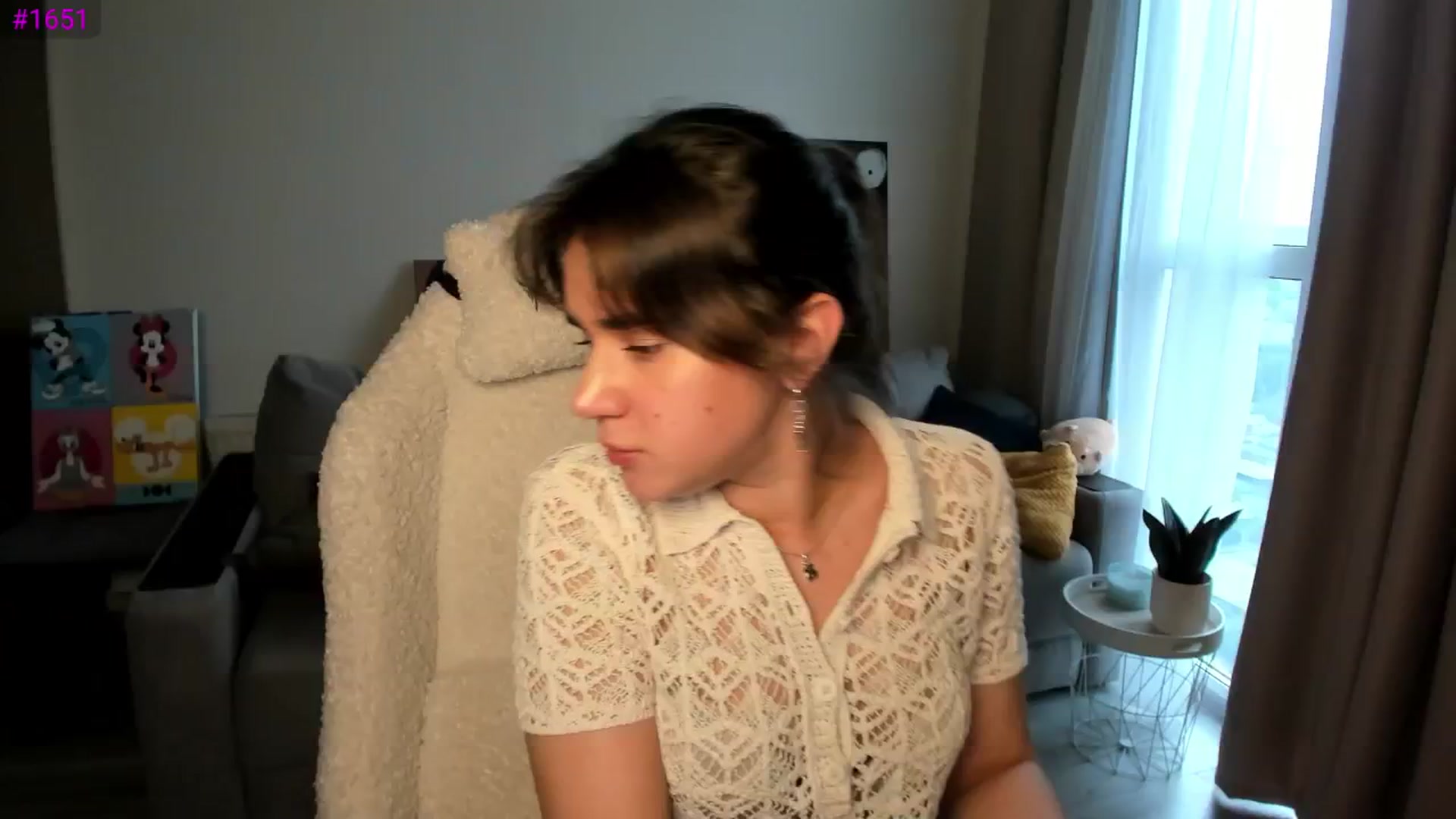 Gallery image thumbnail from Ellies_Smile's myfreecams stream on, 04/26/2025, 14:26 image 16 of 20