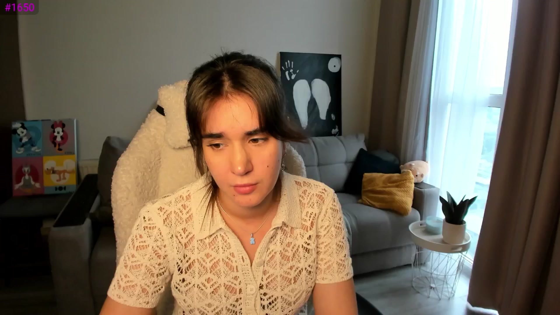 Gallery image thumbnail from Ellies_Smile's myfreecams stream on, 04/26/2025, 14:26 image 15 of 20