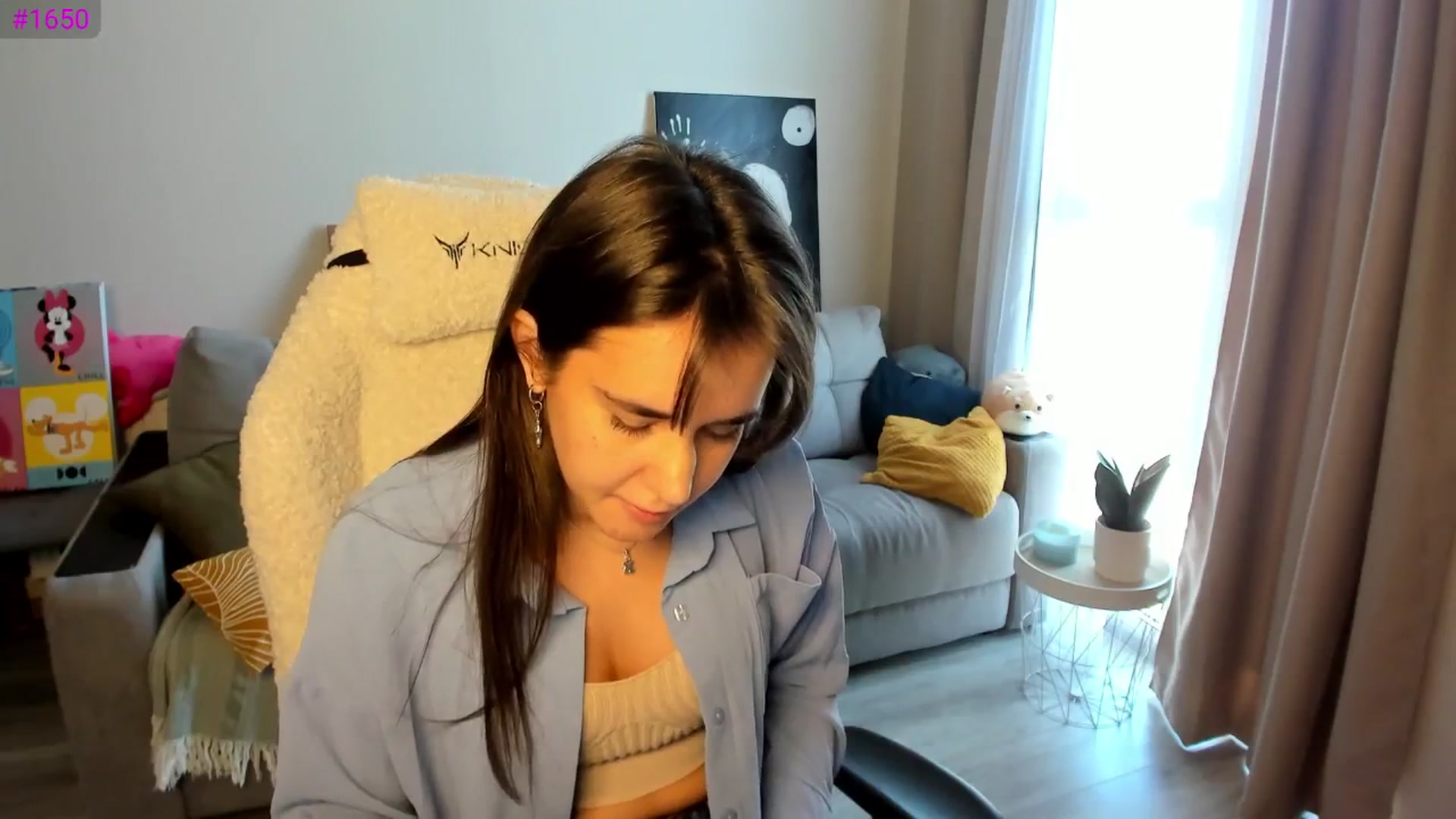 Gallery image thumbnail from Ellies_Smile's myfreecams stream on, 04/29/2025, 13:11 image 13 of 20