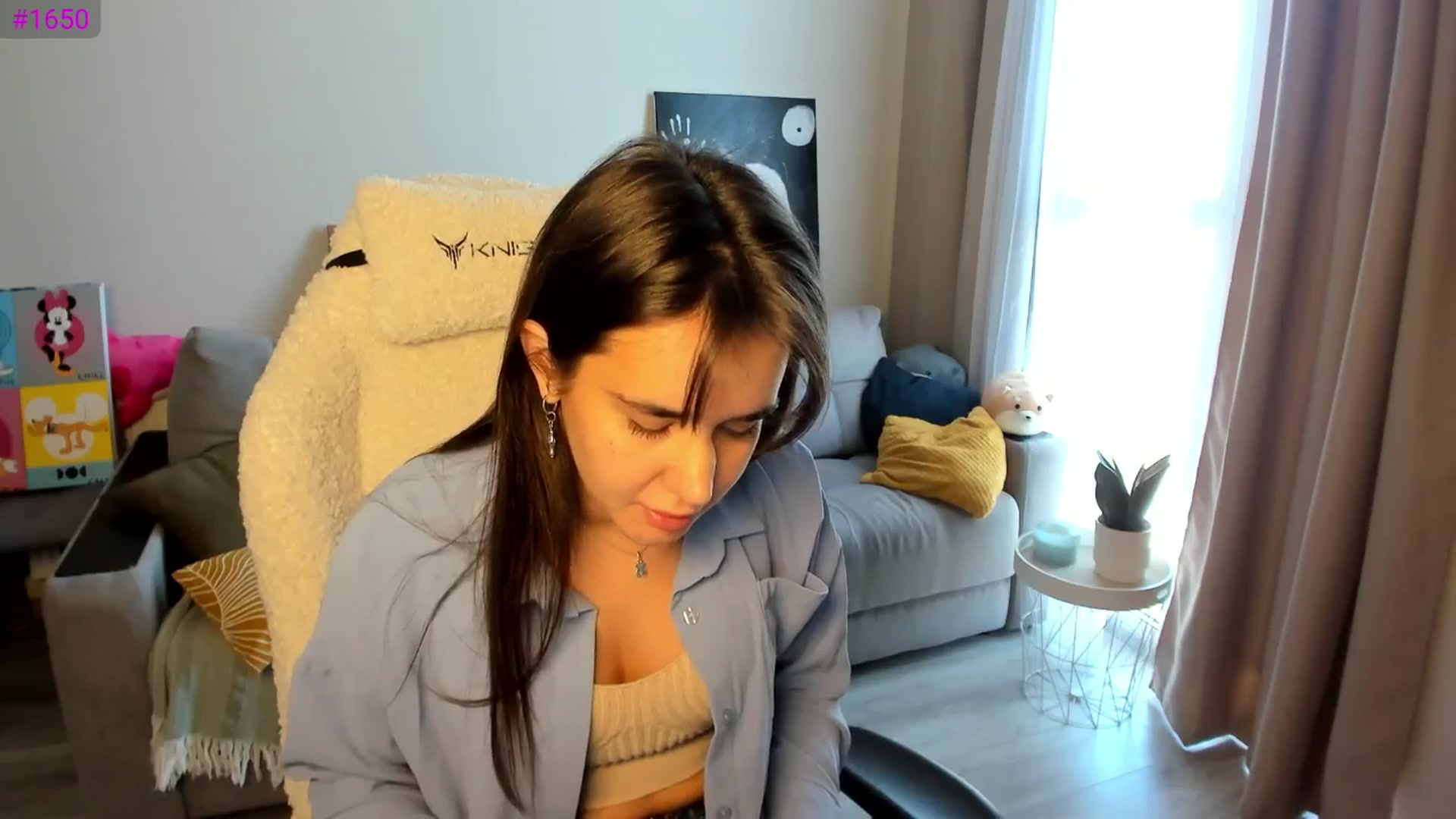 Gallery image thumbnail from Ellies_Smile's myfreecams stream on, 04/29/2025, 13:11 image 12 of 20