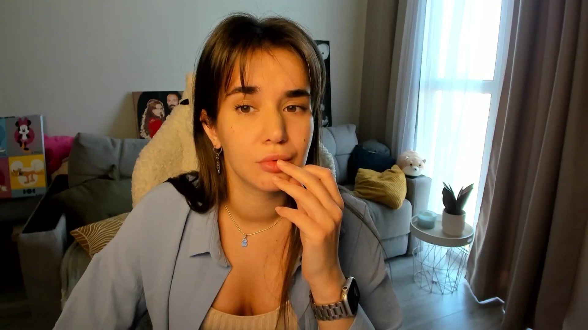 Gallery image thumbnail from Ellies_Smile's myfreecams stream on, 04/29/2025, 13:11 image 8 of 20