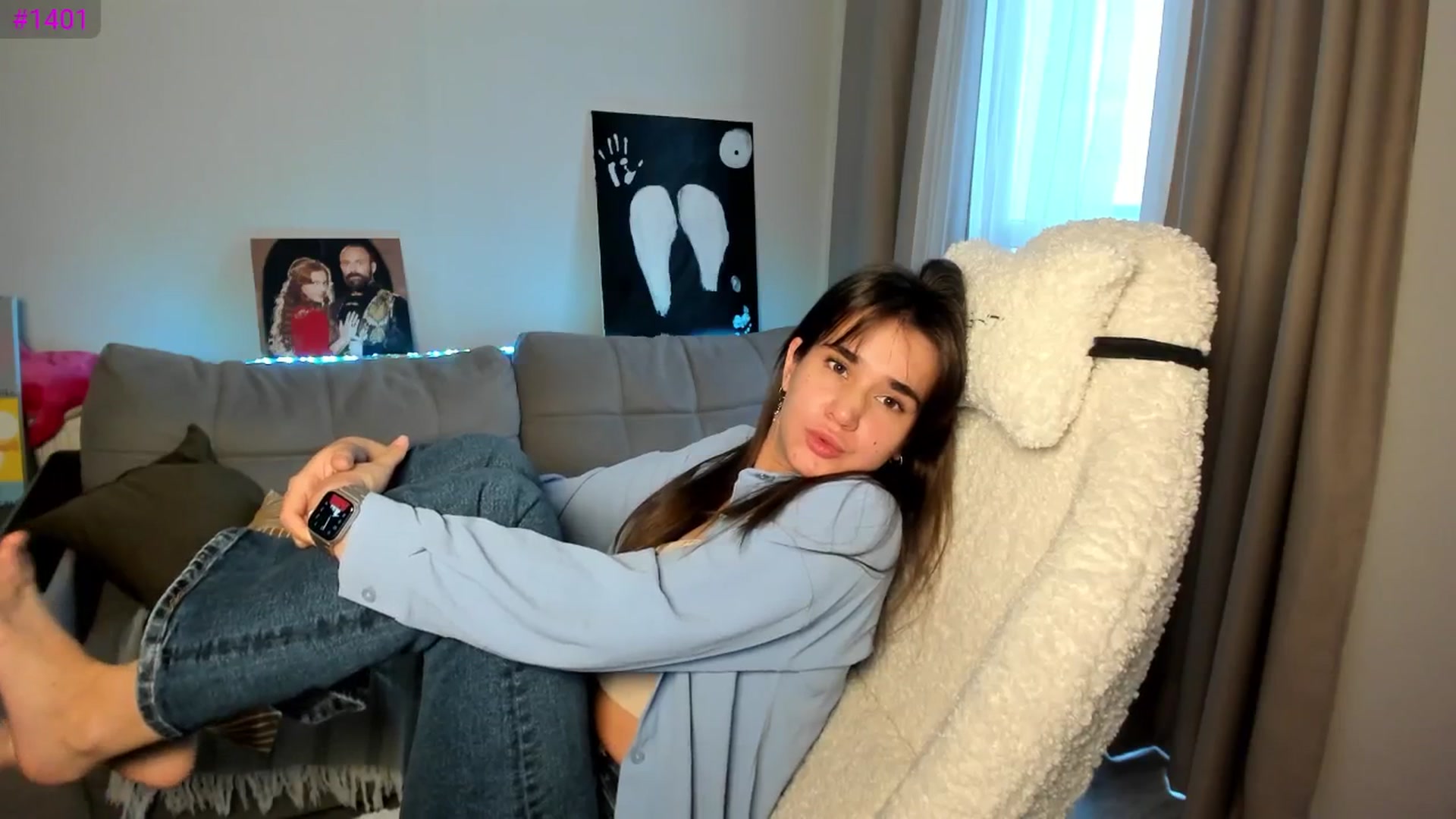 Gallery image thumbnail from Ellies_Smile's myfreecams stream on, 04/29/2025, 16:03 image 18 of 20