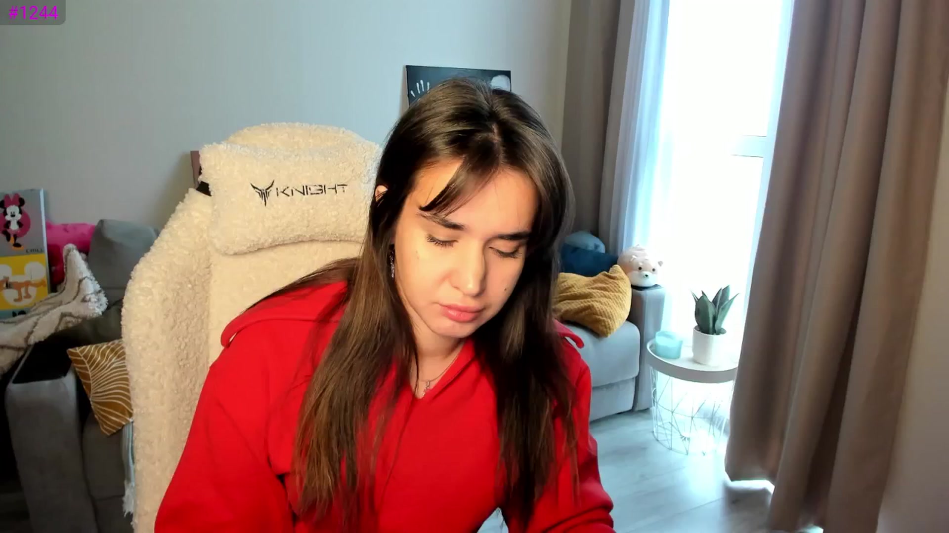 Gallery image thumbnail from Ellies_Smile's myfreecams stream on, 04/30/2025, 05:13 image 1 of 20