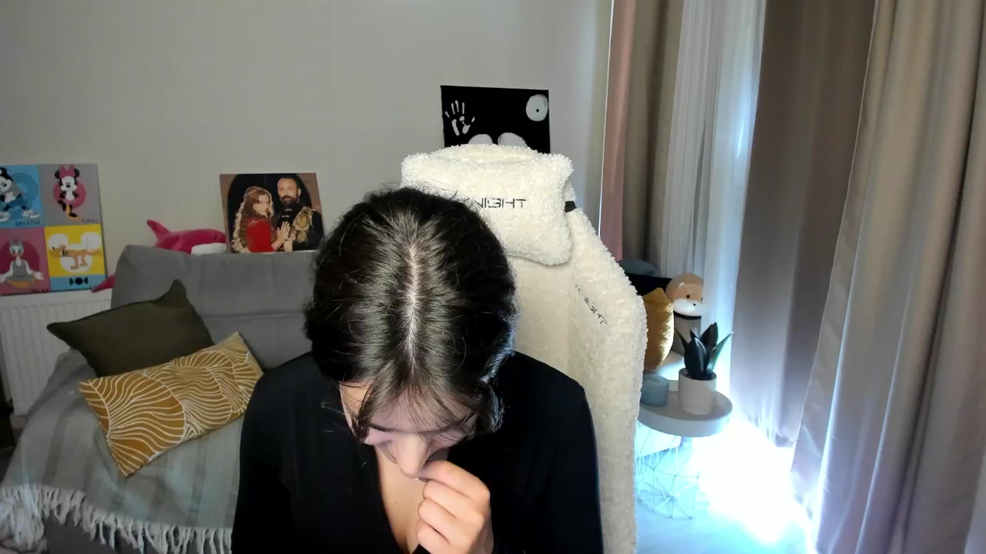 Gallery image thumbnail from Ellies_Smile's myfreecams stream on, 05/09/2025, 08:47 image 8 of 20