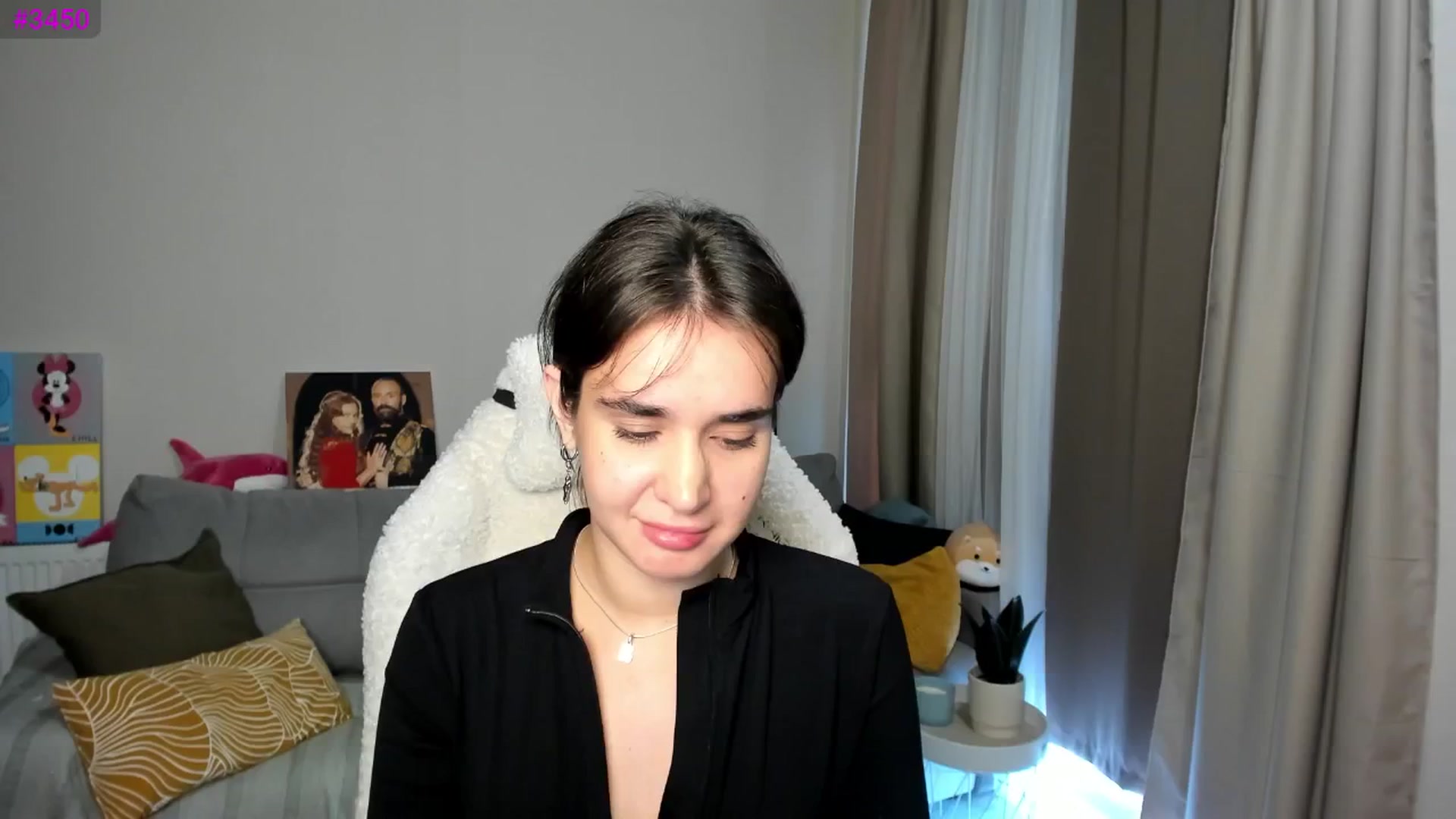 Gallery image thumbnail from Ellies_Smile's myfreecams stream on, 05/09/2025, 09:58 image 9 of 20