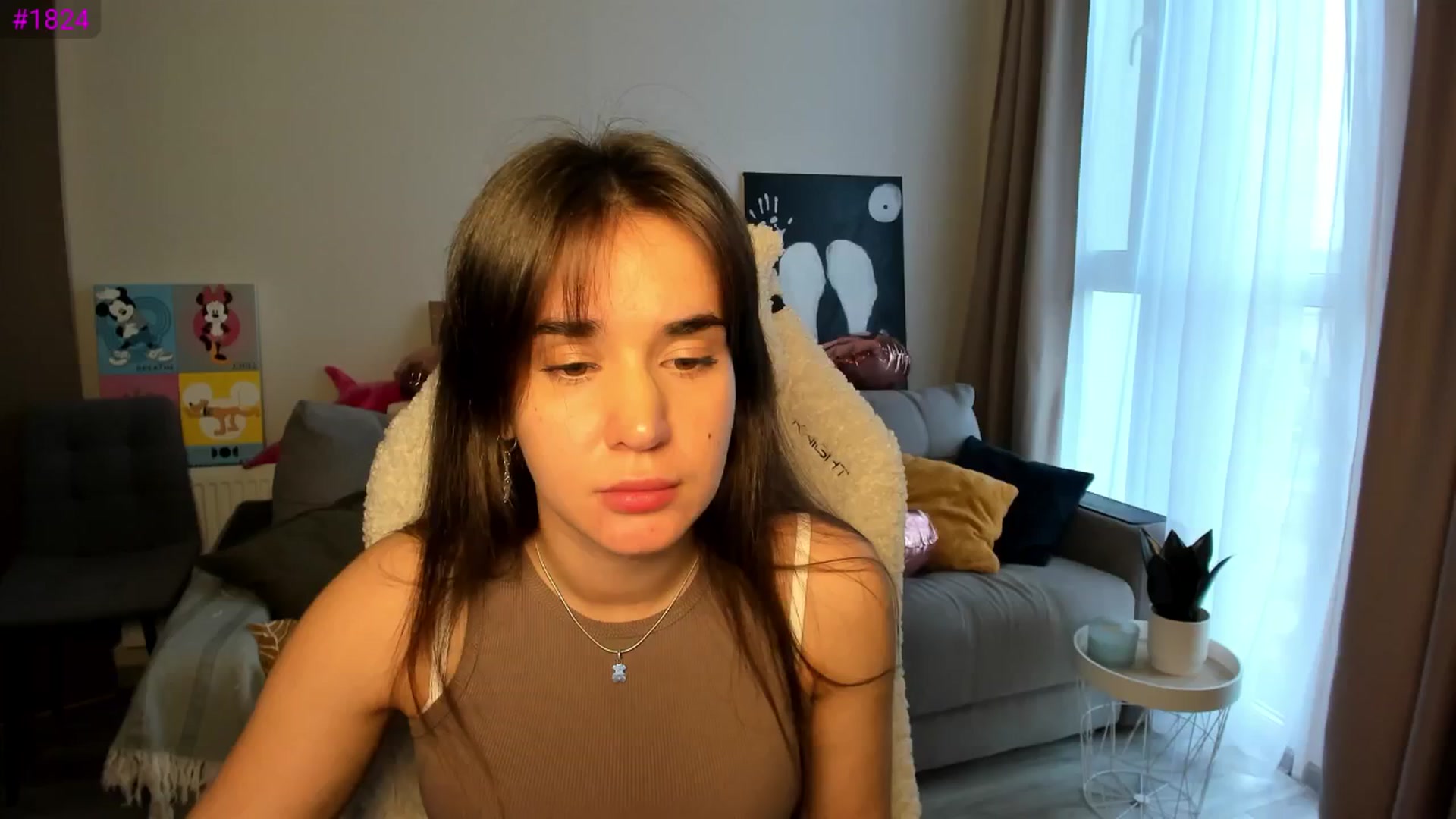 Gallery image thumbnail from Ellies_Smile's myfreecams stream on, 05/13/2025, 17:33 image 1 of 20