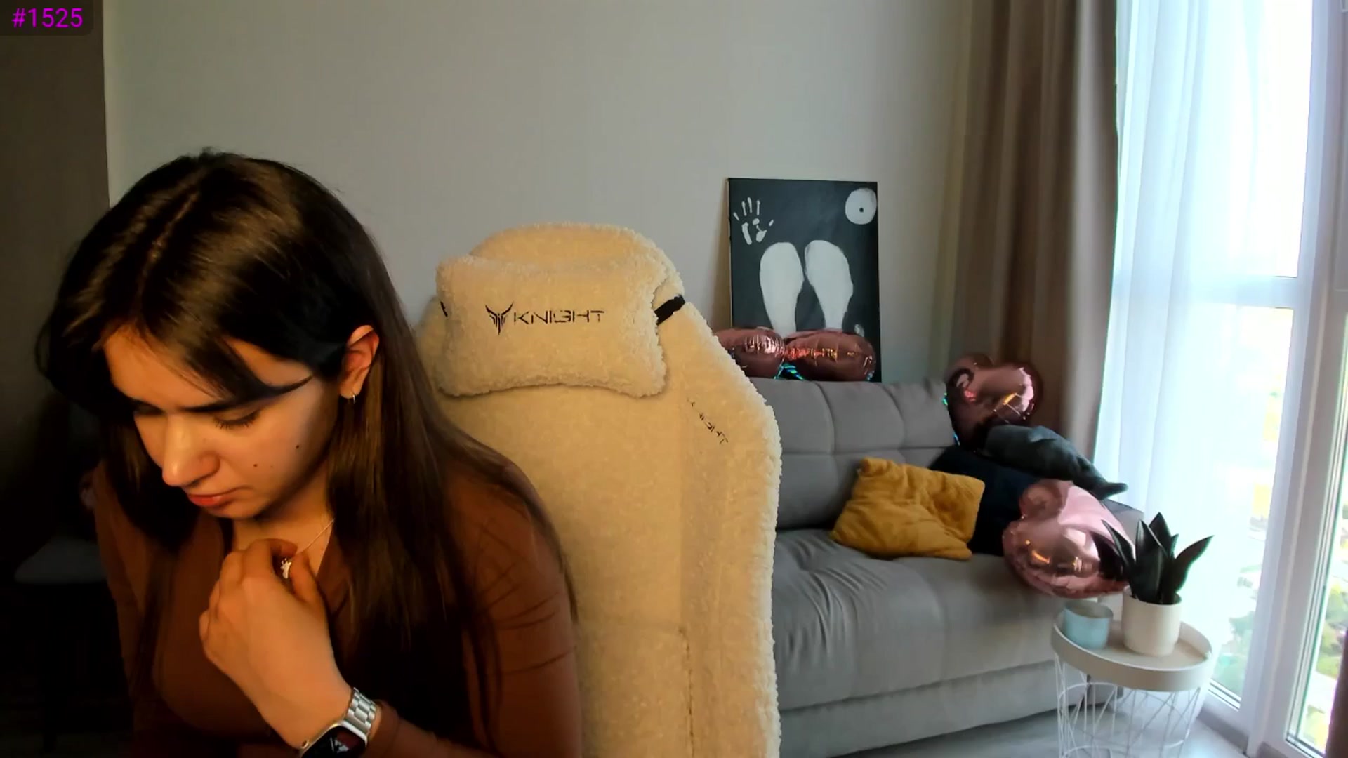 Gallery image thumbnail from Ellies_Smile's myfreecams stream on, 05/15/2025, 15:43 image 7 of 20