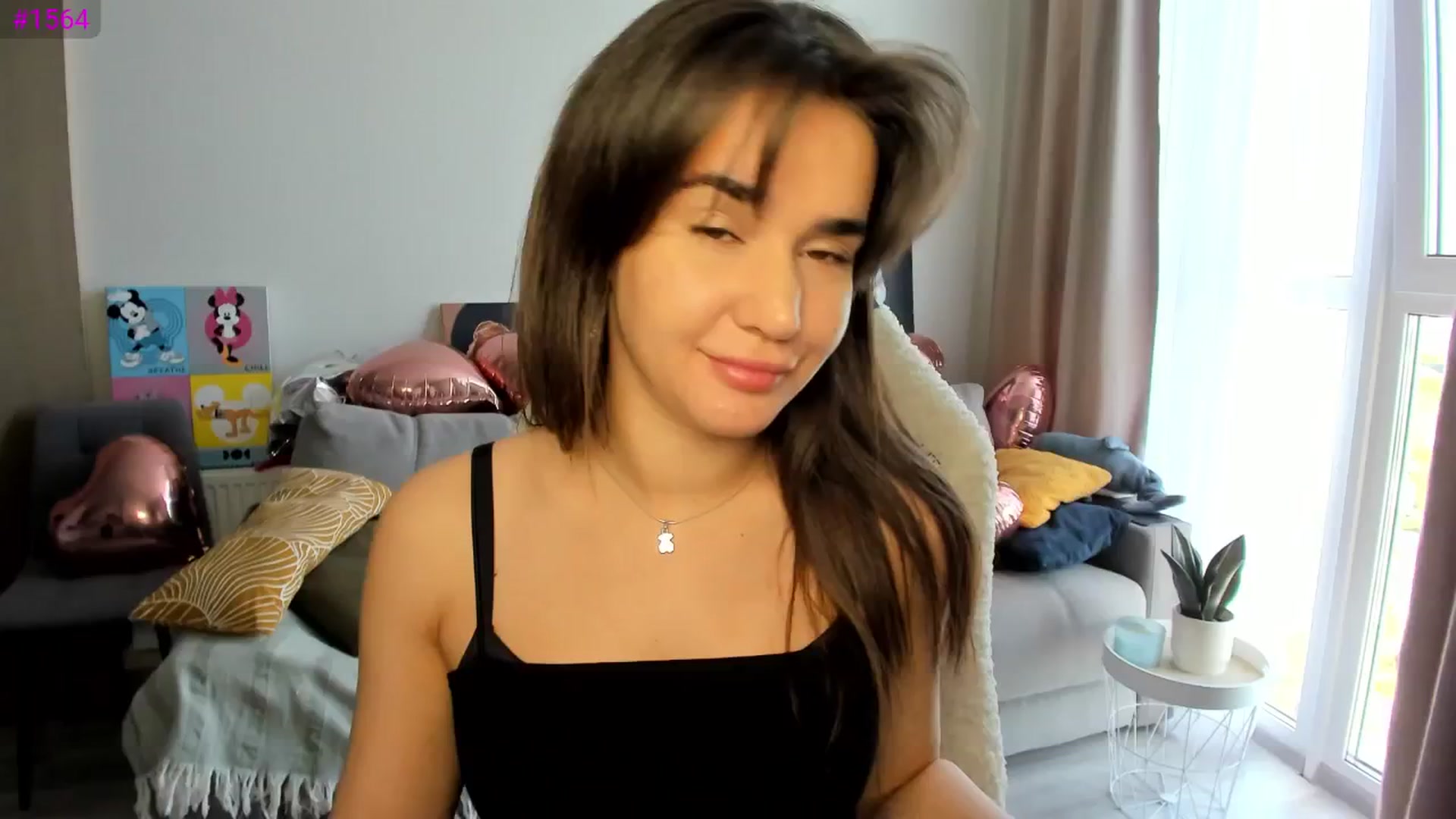 Gallery image thumbnail from Ellies_Smile's myfreecams stream on, 05/21/2025, 10:18 image 19 of 20
