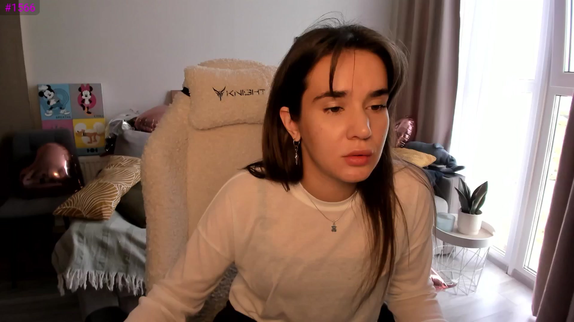 Gallery image thumbnail from Ellies_Smile's myfreecams stream on, 05/21/2025, 10:18 image 4 of 20