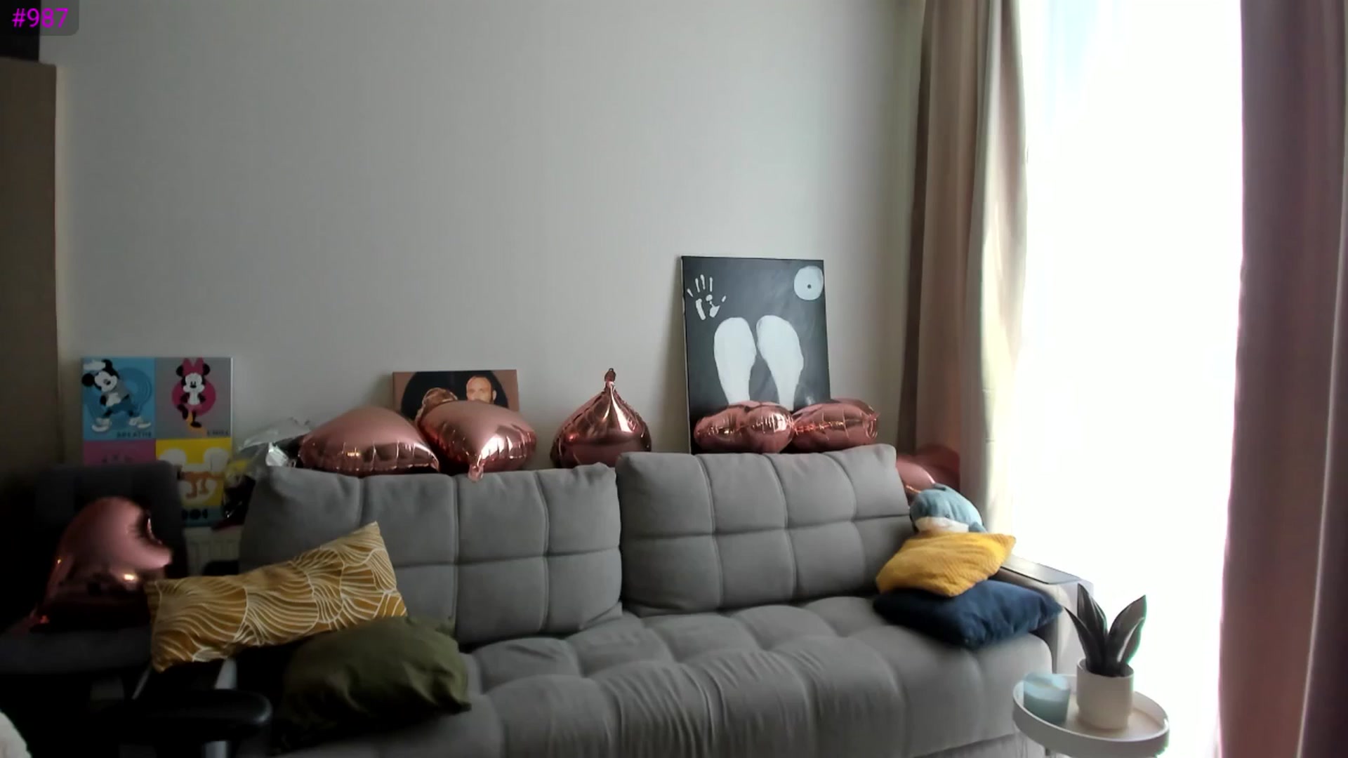 Gallery image thumbnail from Ellies_Smile's myfreecams stream on, 05/27/2025, 09:58 image 4 of 20
