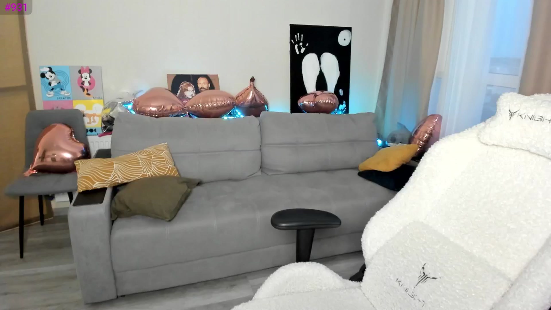 Gallery image thumbnail from Ellies_Smile's myfreecams stream on, 05/27/2025, 17:31 image 1 of 20