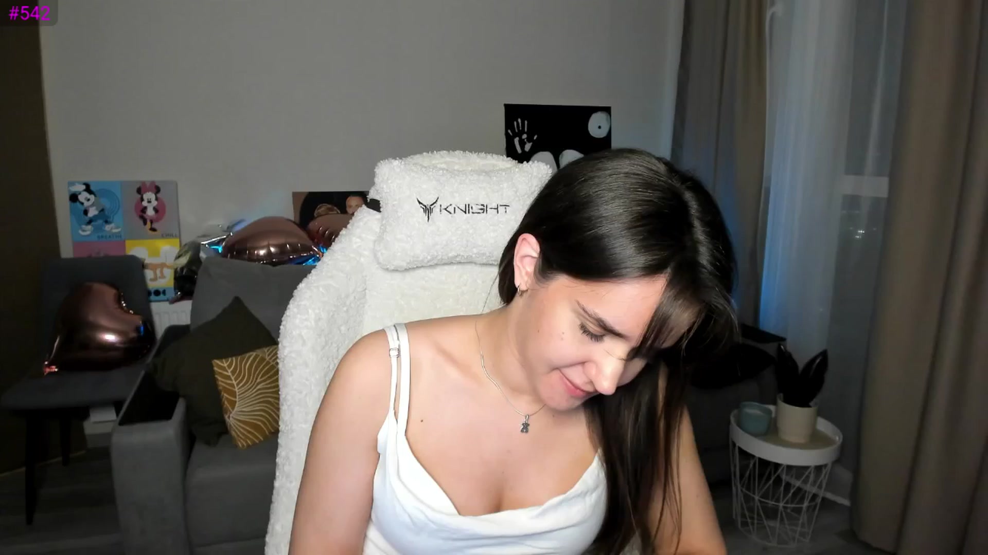 Gallery image thumbnail from Ellies_Smile's myfreecams stream on, 05/28/2025, 18:50 image 12 of 20