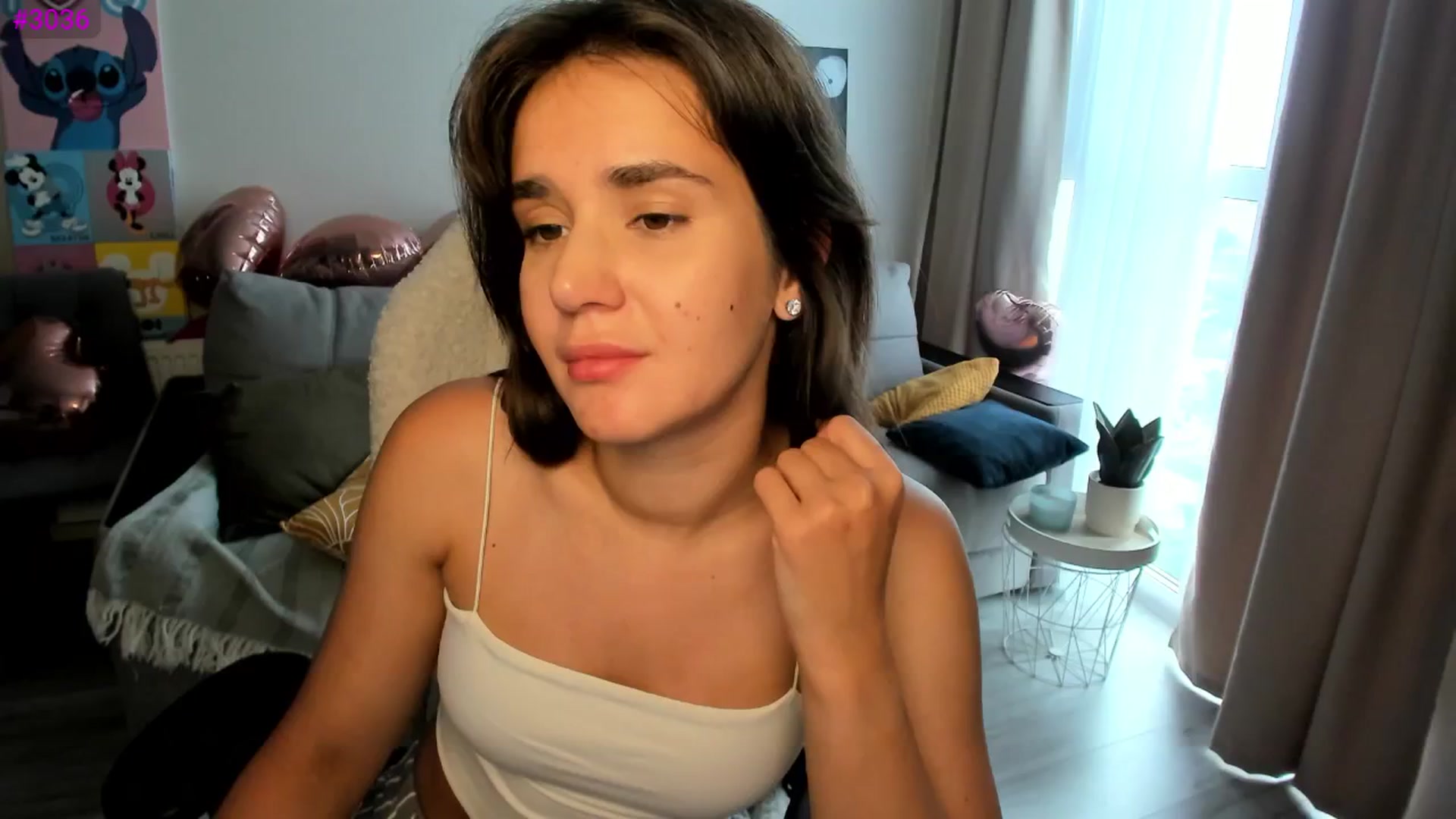 Gallery image thumbnail from Ellies_Smile's myfreecams stream on, 06/27/2025, 11:03 image 5 of 20