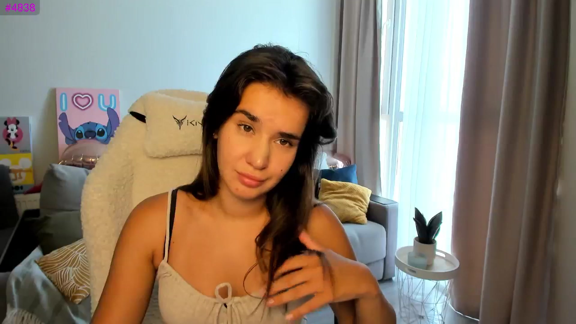 Gallery image thumbnail from Ellies_Smile's myfreecams stream on, 08/07/2025, 11:29 image 2 of 20
