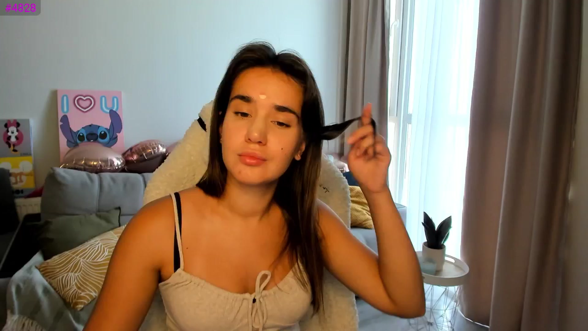 Gallery image thumbnail from Ellies_Smile's myfreecams stream on, 08/07/2025, 11:55 image 12 of 20