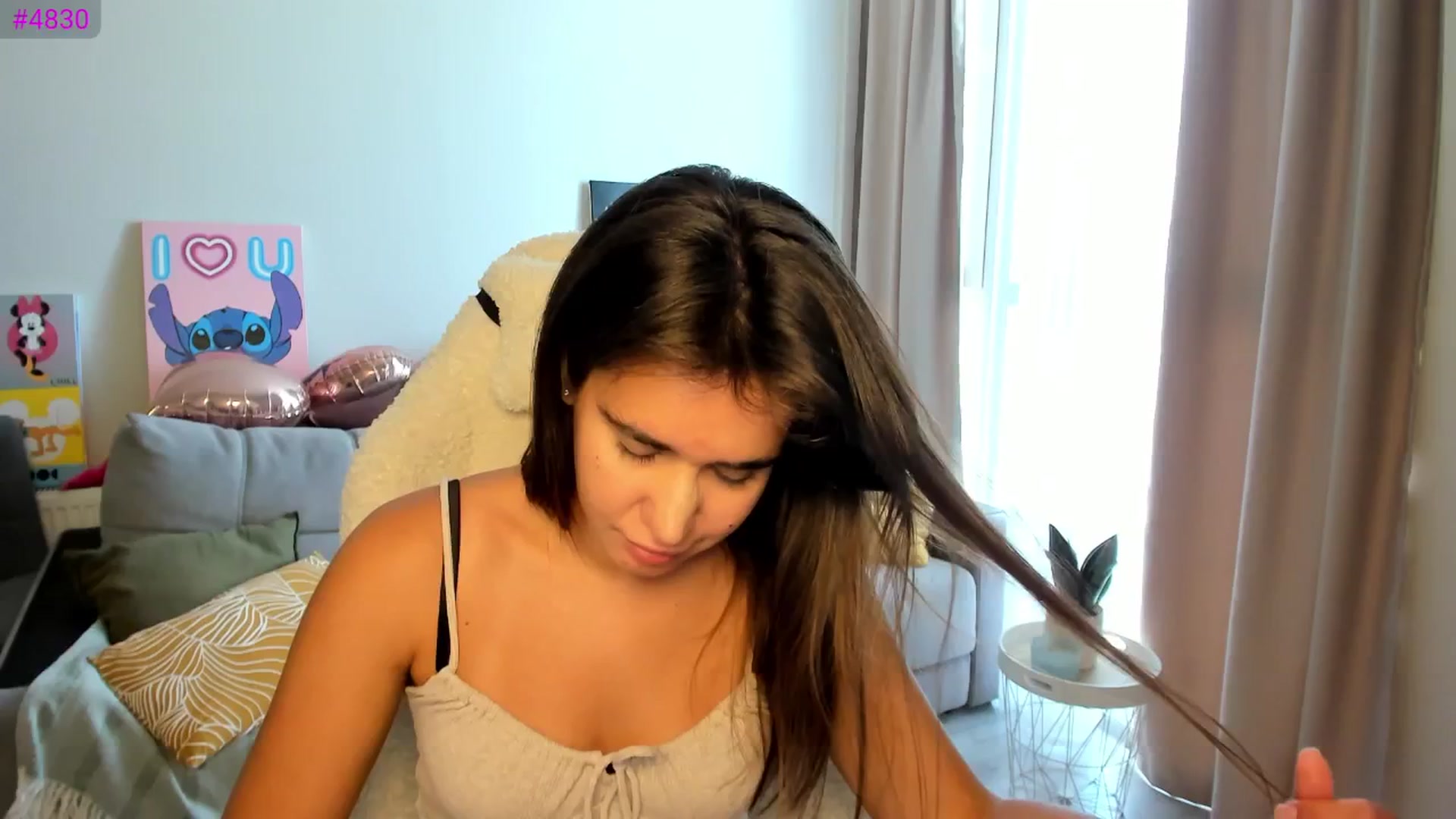 Gallery image thumbnail from Ellies_Smile's myfreecams stream on, 08/07/2025, 11:55 image 6 of 20