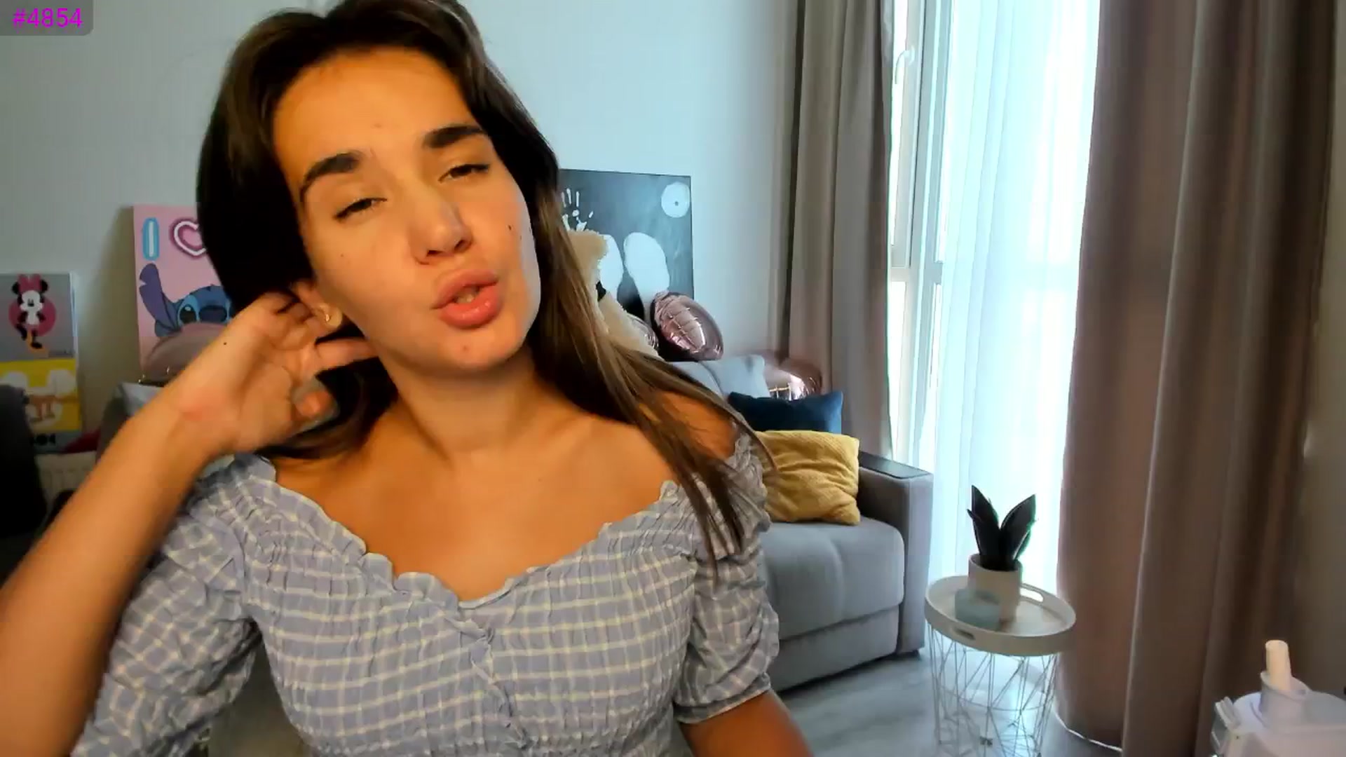 Gallery image thumbnail from Ellies_Smile's myfreecams stream on, 08/07/2025, 13:51 image 3 of 20