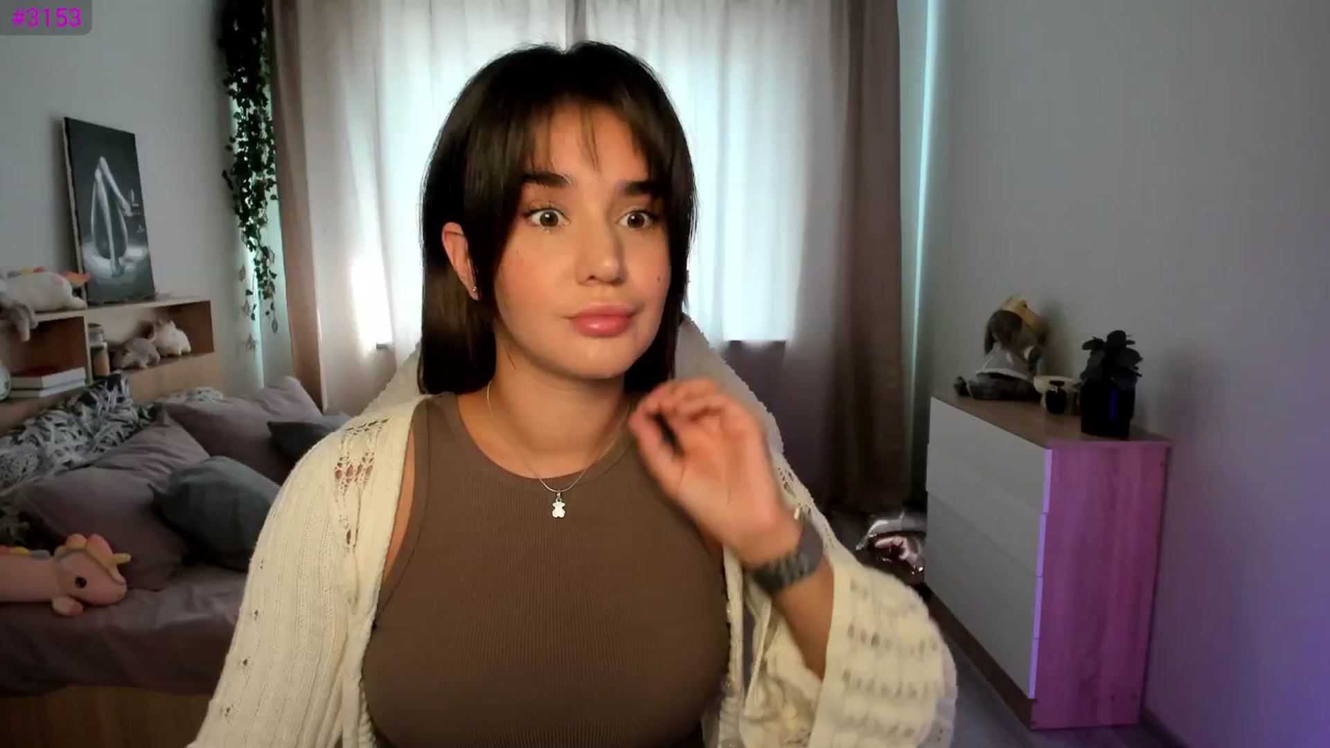 Gallery image thumbnail from Ellies_Smile's myfreecams stream on, 08/22/2025, 09:23 image 1 of 20