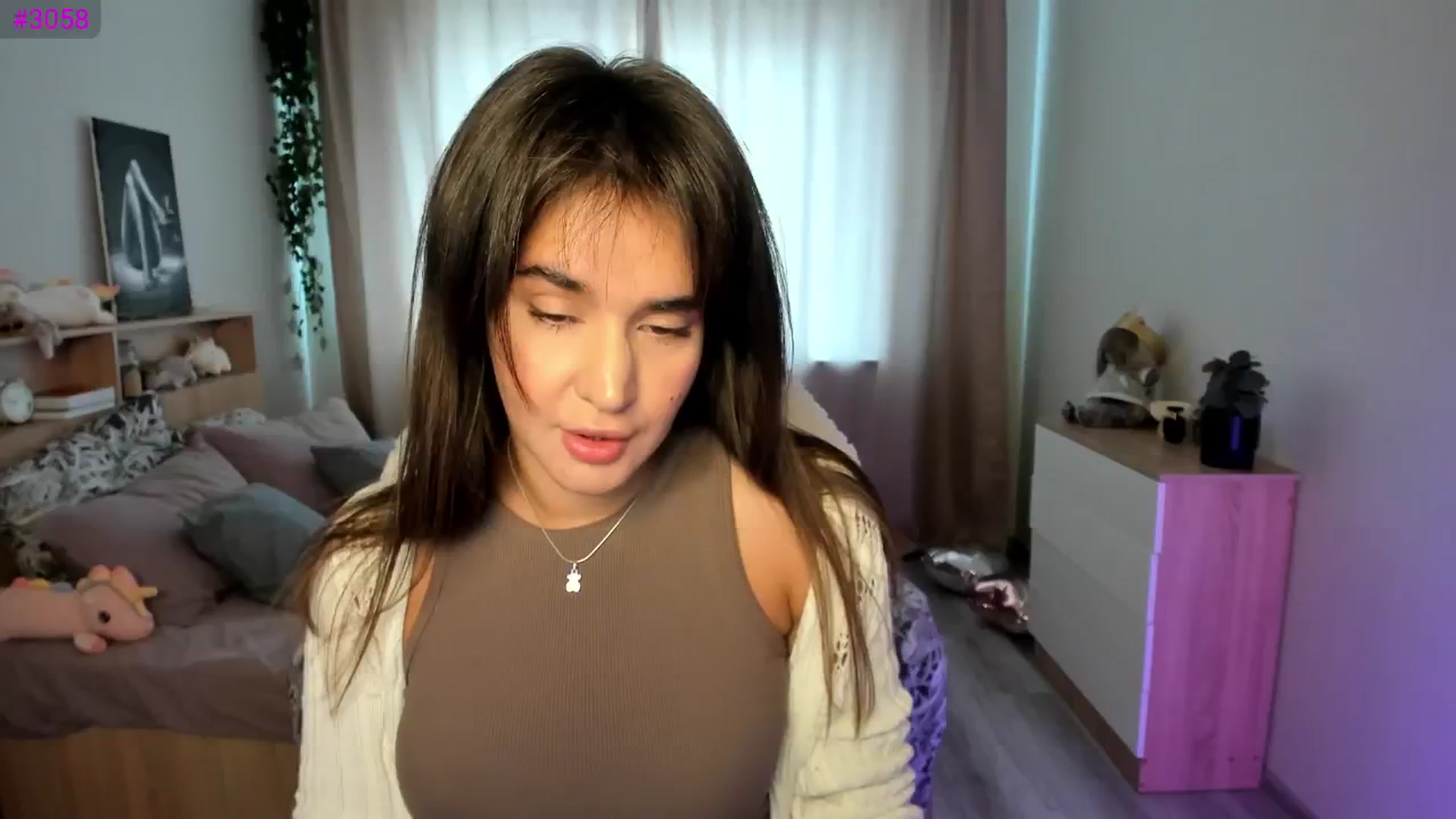 Gallery image thumbnail from Ellies_Smile's myfreecams stream on, 08/22/2025, 09:23 image 20 of 20