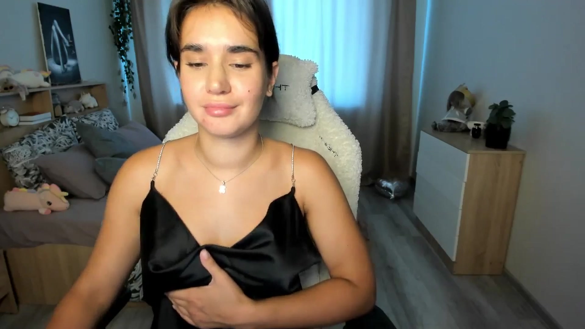 Gallery image thumbnail from Ellies_Smile's myfreecams stream on, 08/27/2025, 11:33 image 20 of 20