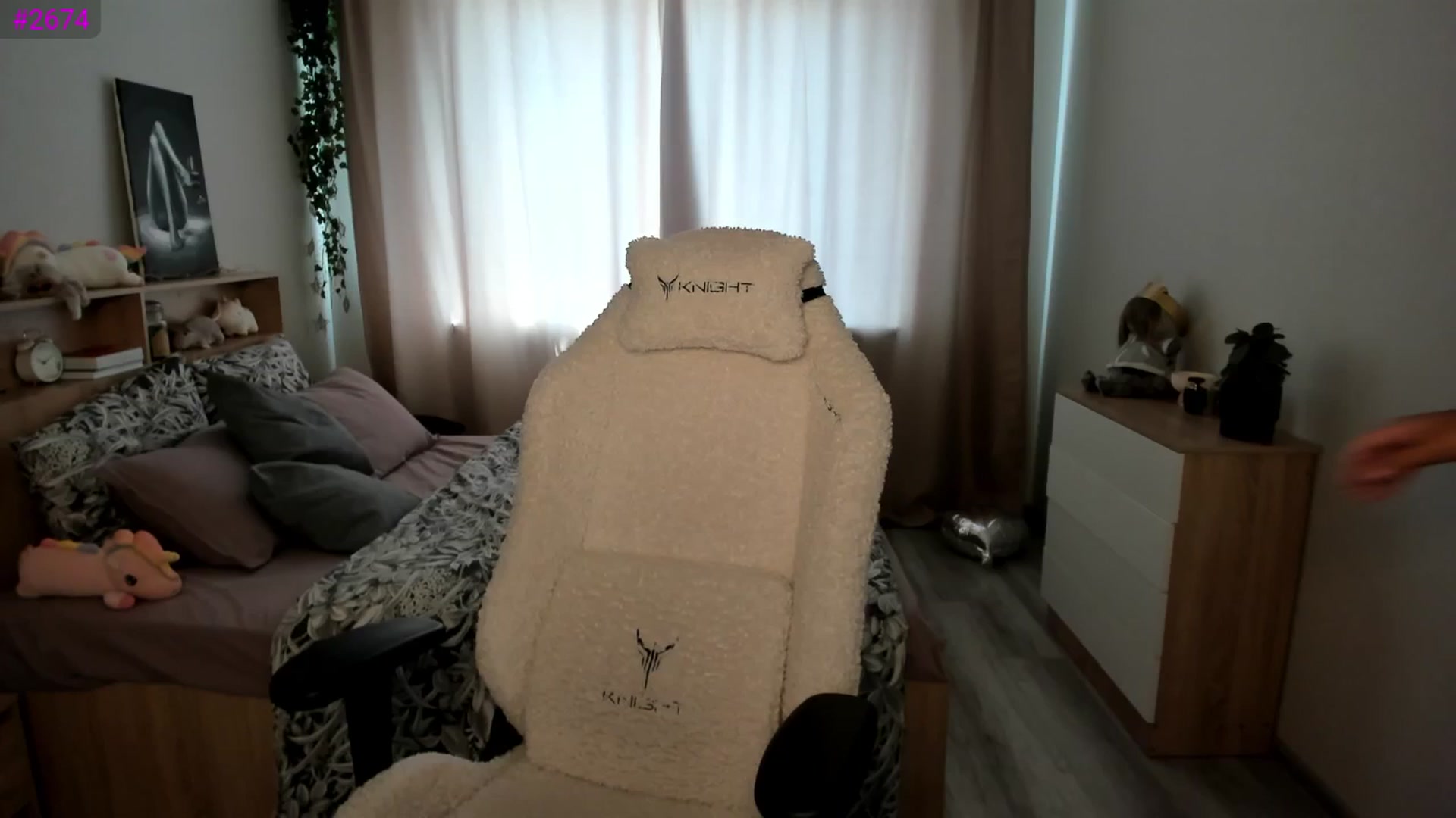 Gallery image thumbnail from Ellies_Smile's myfreecams stream on, 08/29/2025, 09:11 image 6 of 20