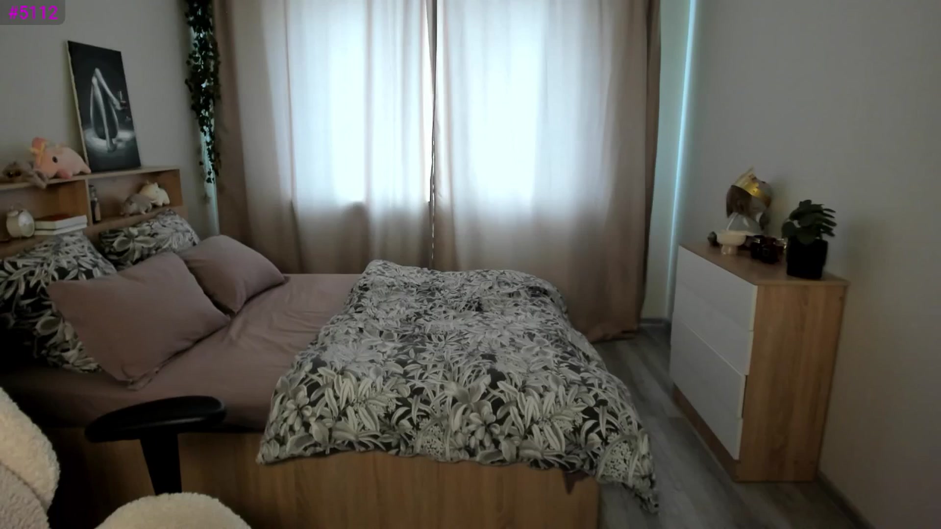 Gallery image thumbnail from Ellies_Smile's myfreecams stream on, 09/05/2025, 09:20 image 9 of 20